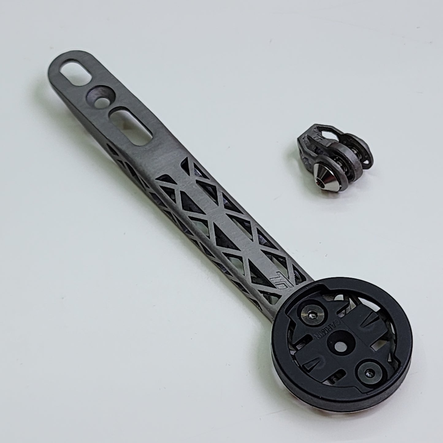 Supporto per computer in titanio con stampa 3D Darimo Nexum (non trascinabile) | Garmin Wahoo Bryton