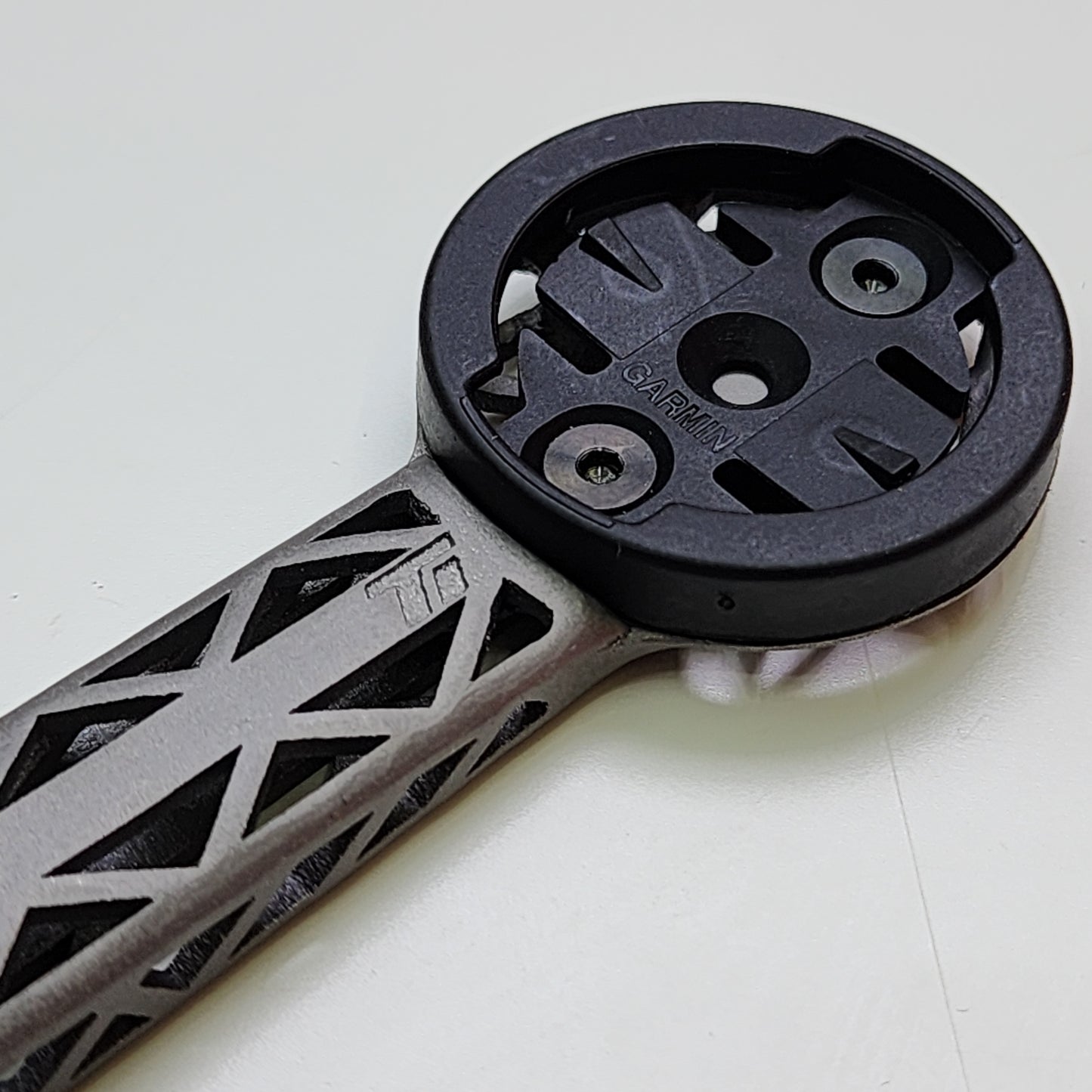 Supporto per computer in titanio con stampa 3D Darimo Nexum (non trascinabile) | Garmin Wahoo Bryton