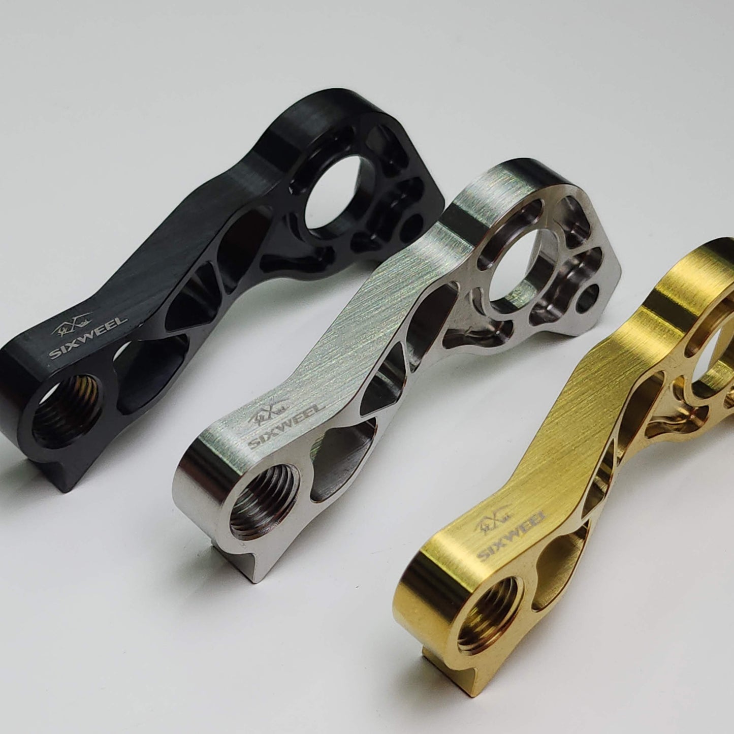 Držák přehazovačky Sixweel 17,97g FACTOR Titanium pro přímou montáž | Shimano