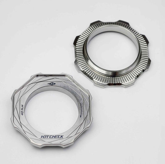 HotCheck x TiParts Tytanowy pierścień blokujący tarczę Centrelock | Zewnętrzny wielowypust | Shimano SRAM