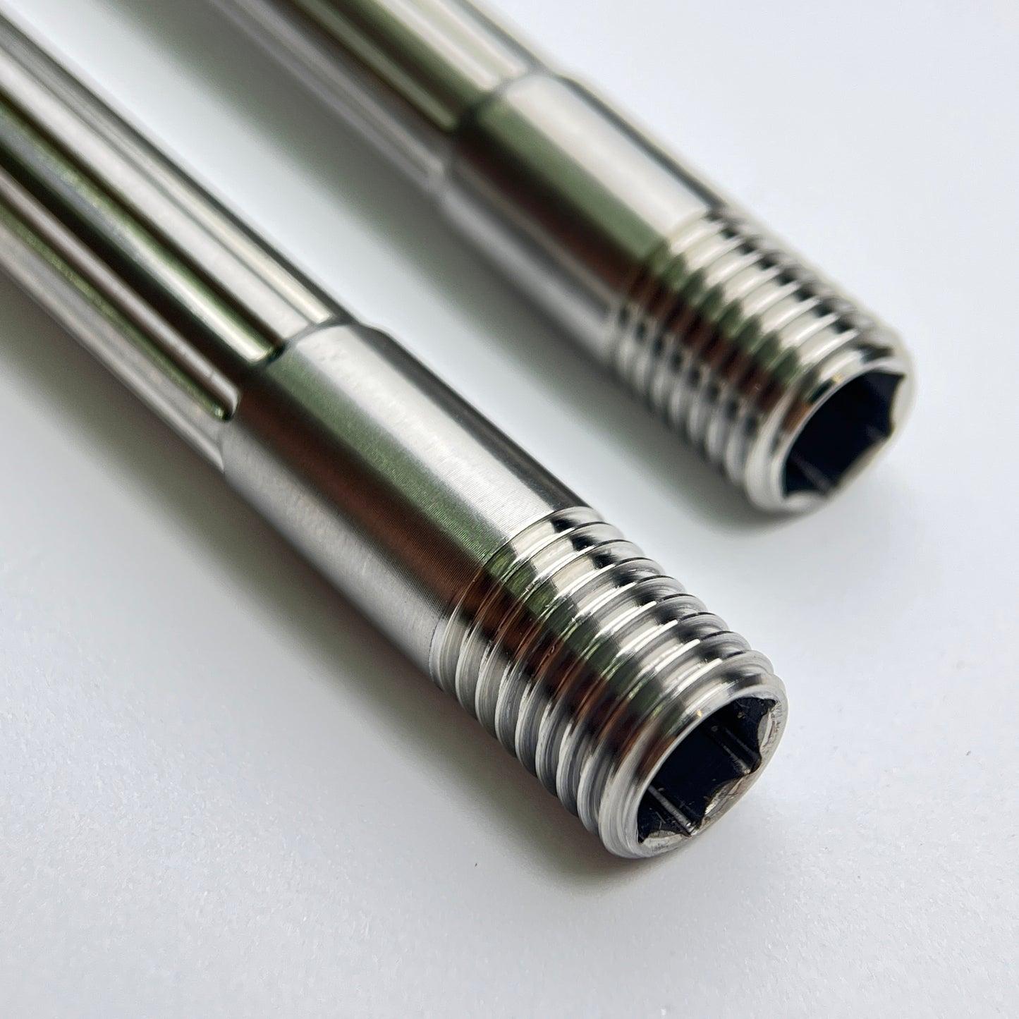 35g titanová pevná osa pro Factor O2 Ostro Vam SLiCK HANZO LS Gravel 2025