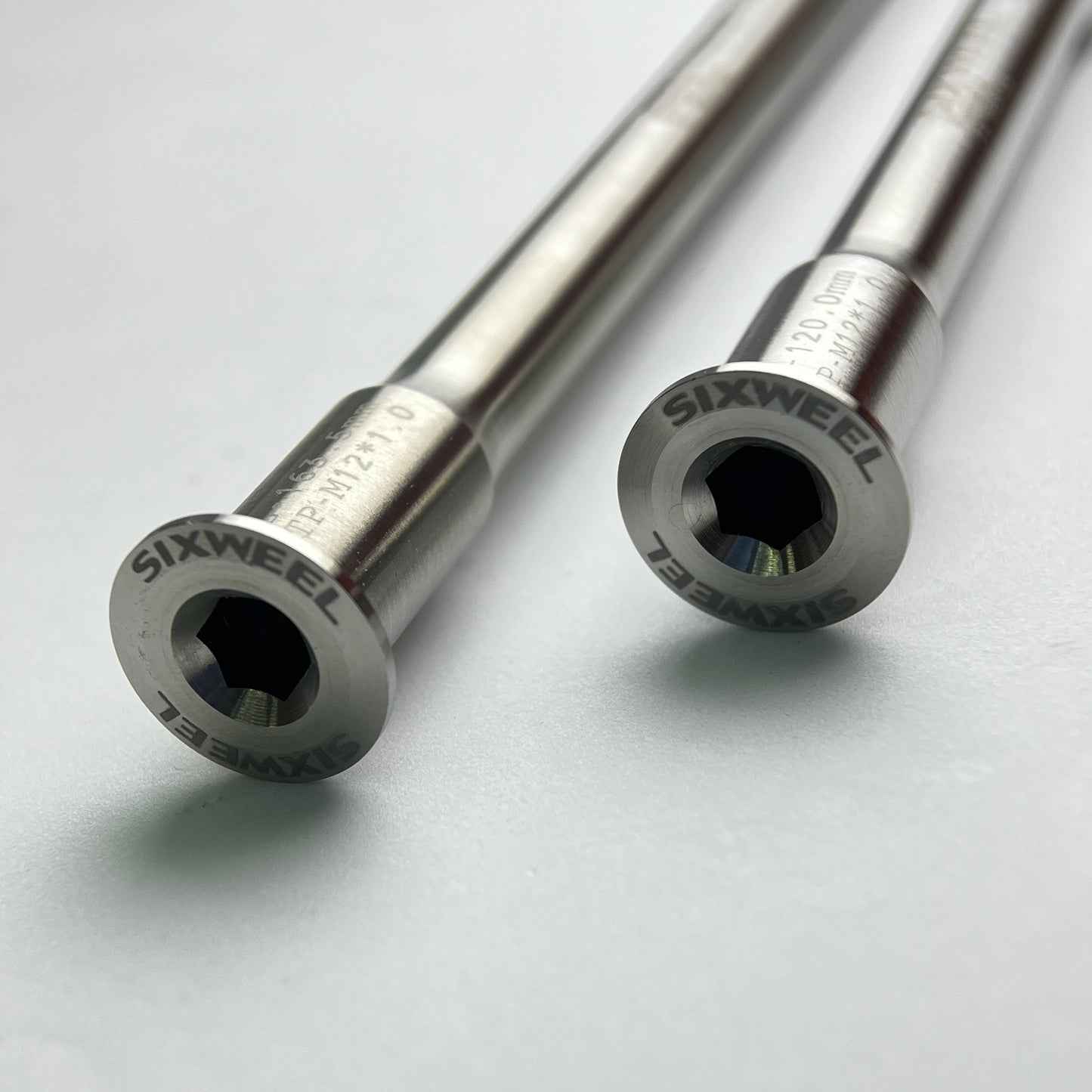 Sixweel 28.89g Titanium Thru Axle | Pinarello Dogma F MY2025