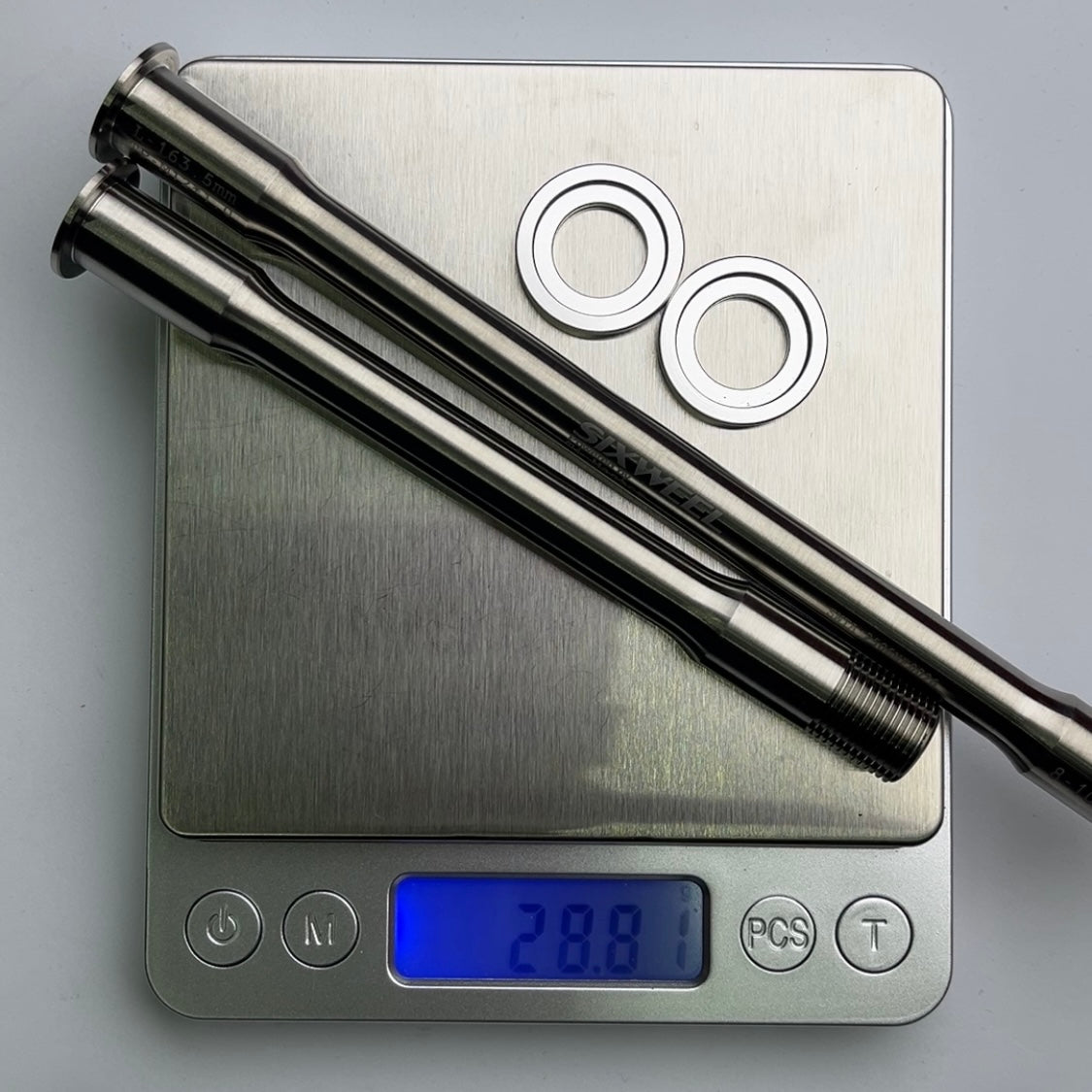 Sixweel 28.89g Titanium Thru Axle | Pinarello Dogma F MY2025