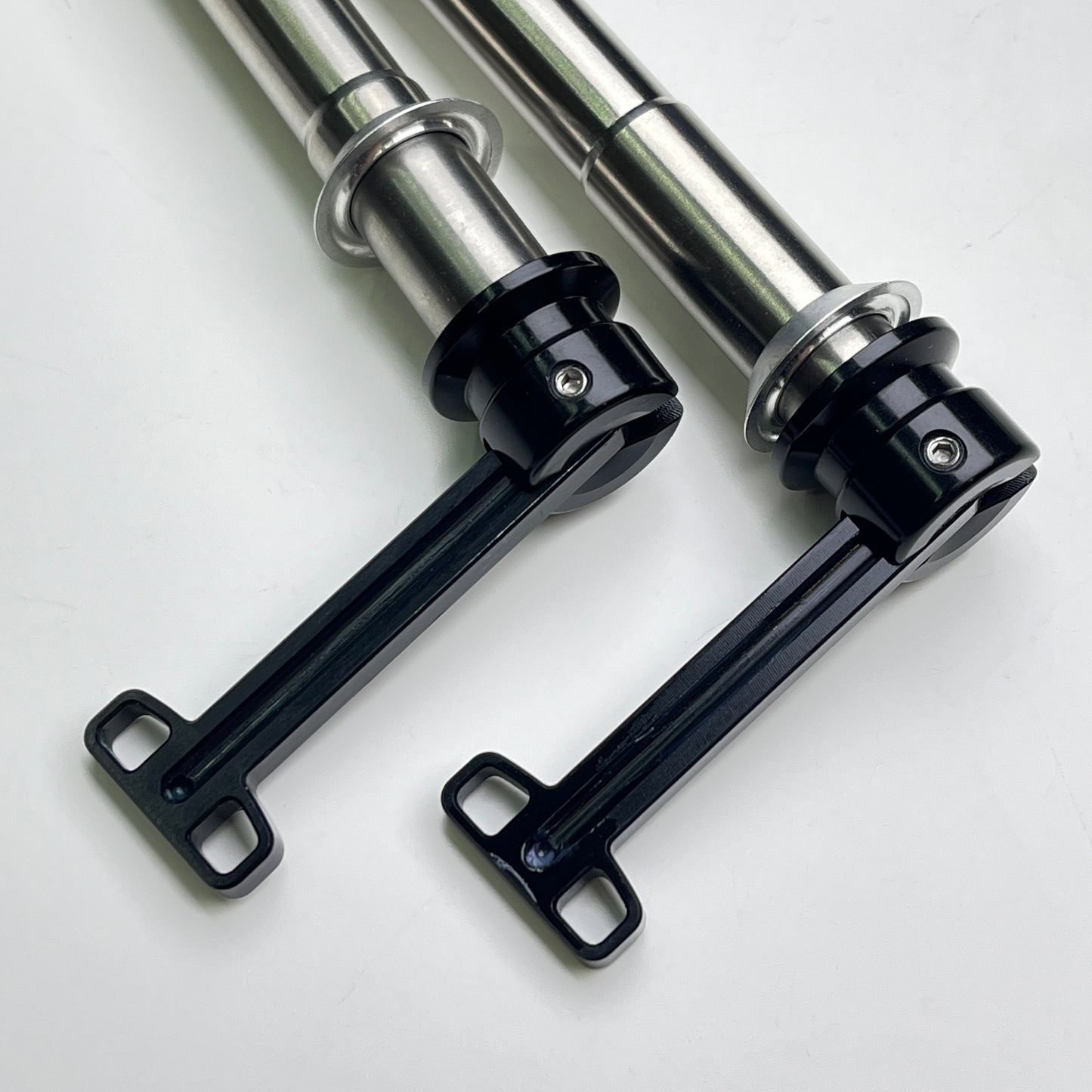 Poros Thru Titanium Tuas Tersembunyi - Sepeda Rem Cakram SPESIAL