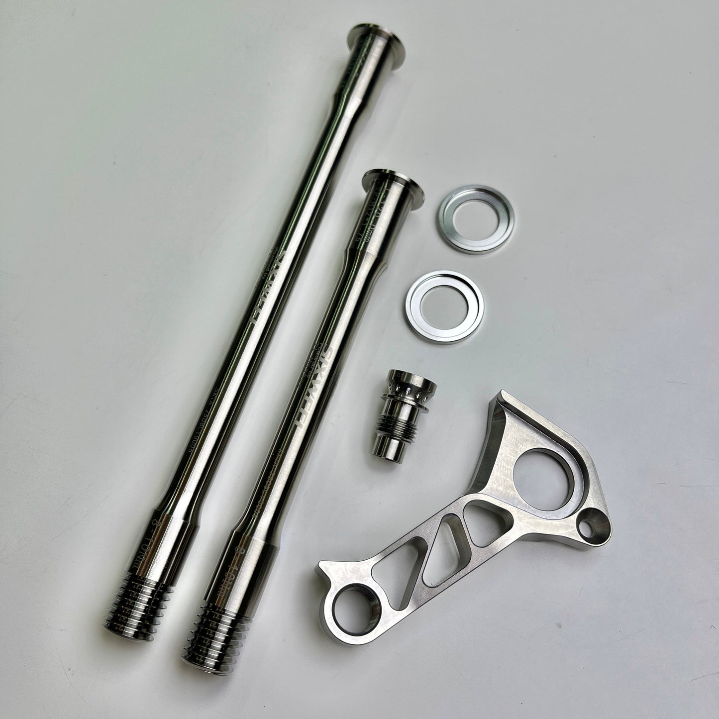 Ti-Master | ตัวแขวน RD ไทเทเนียมแบบติดตั้งโดยตรงของ Sixweel สำหรับ Specialized SL8 SL7 Aethos Venge | ตัวแขวนตีนผีหลัง Ti ของ Sworks