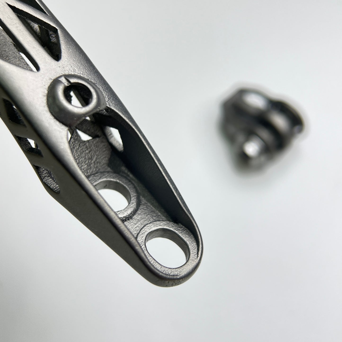 Držák pro 3D počítač Tavelo AVRO GEN-1 Titanium | Garmin Wahoo Bryton