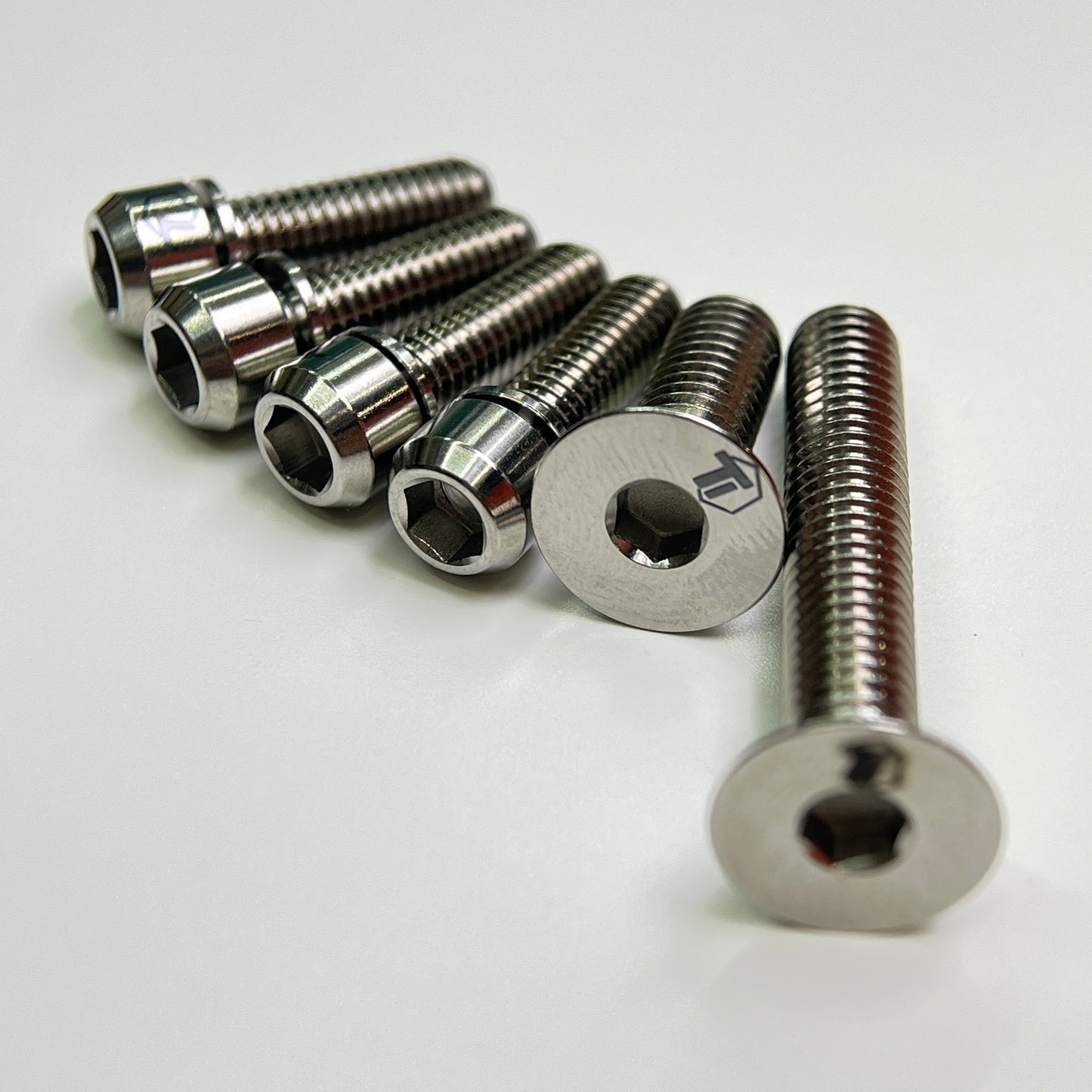 Titanový šroub pro představec Enve Aero Road | Hmotnost šroubu krytky představce SES řídítka pro montáž na počítač