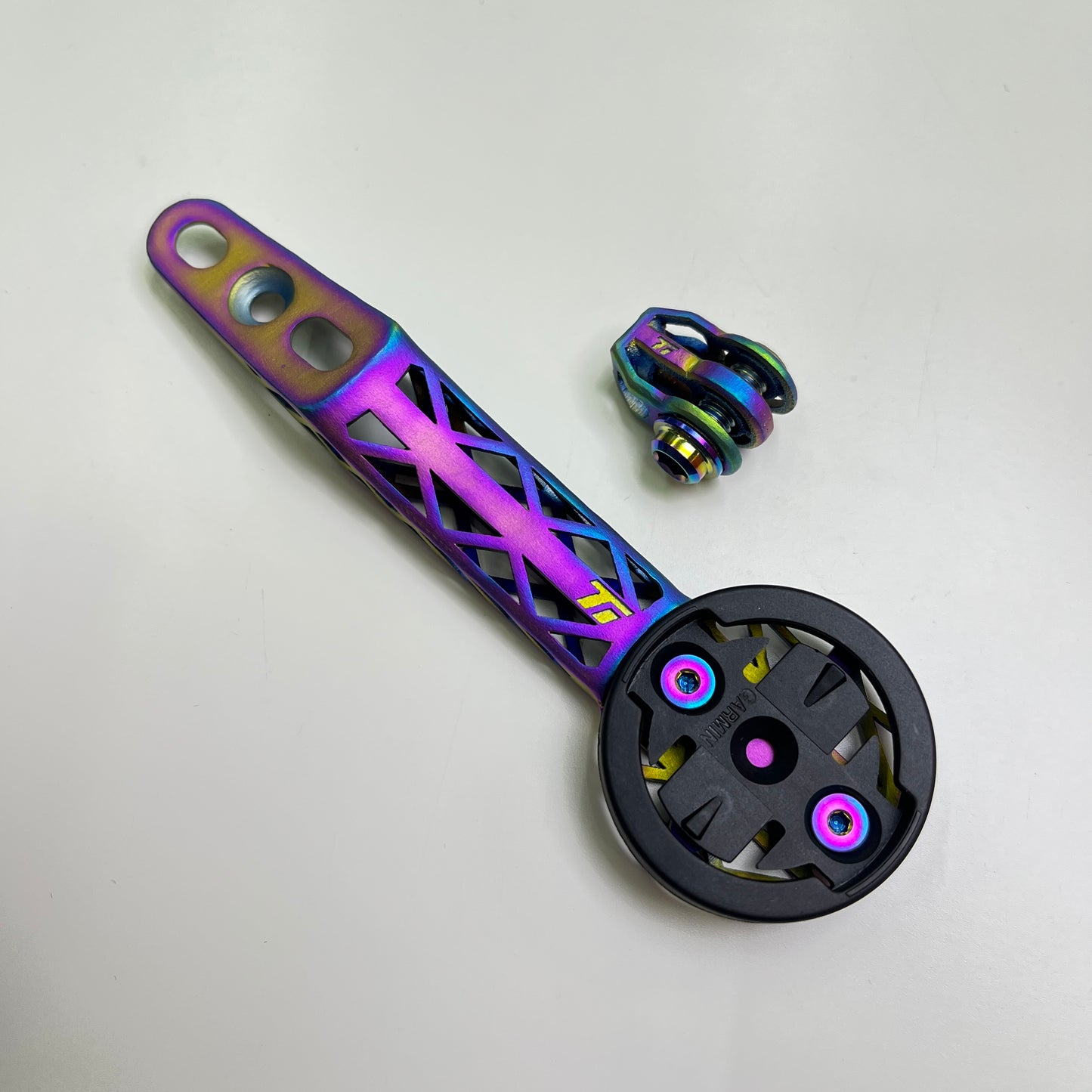 Supporto per computer con stampa 3D in titanio per manubrio integrato Giant Cadex Aero/Race | Garmin Wahoo Bryton