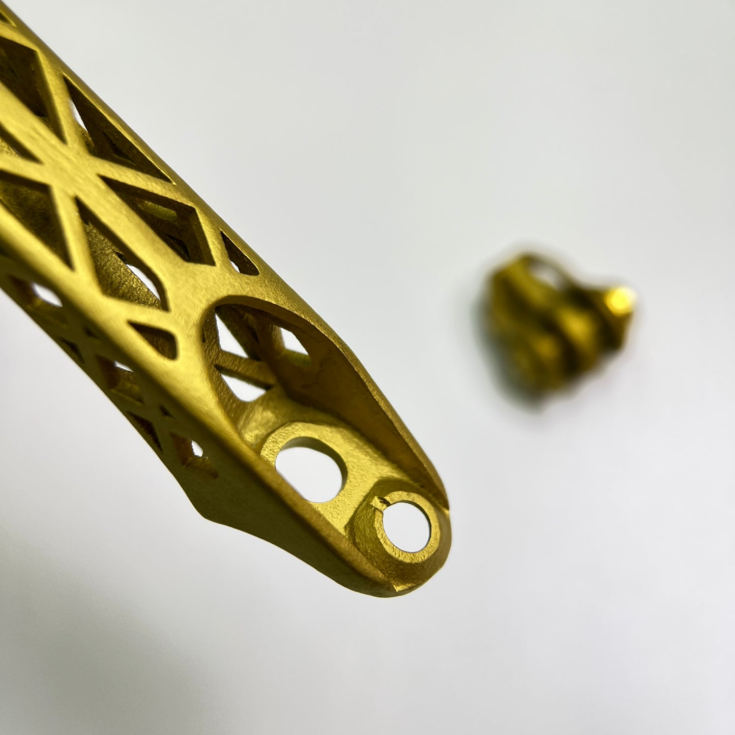 Supporto per computer Trek Madone Gen 8 2025/24 in titanio con stampa 3D | Garmin Wahoo Bryton