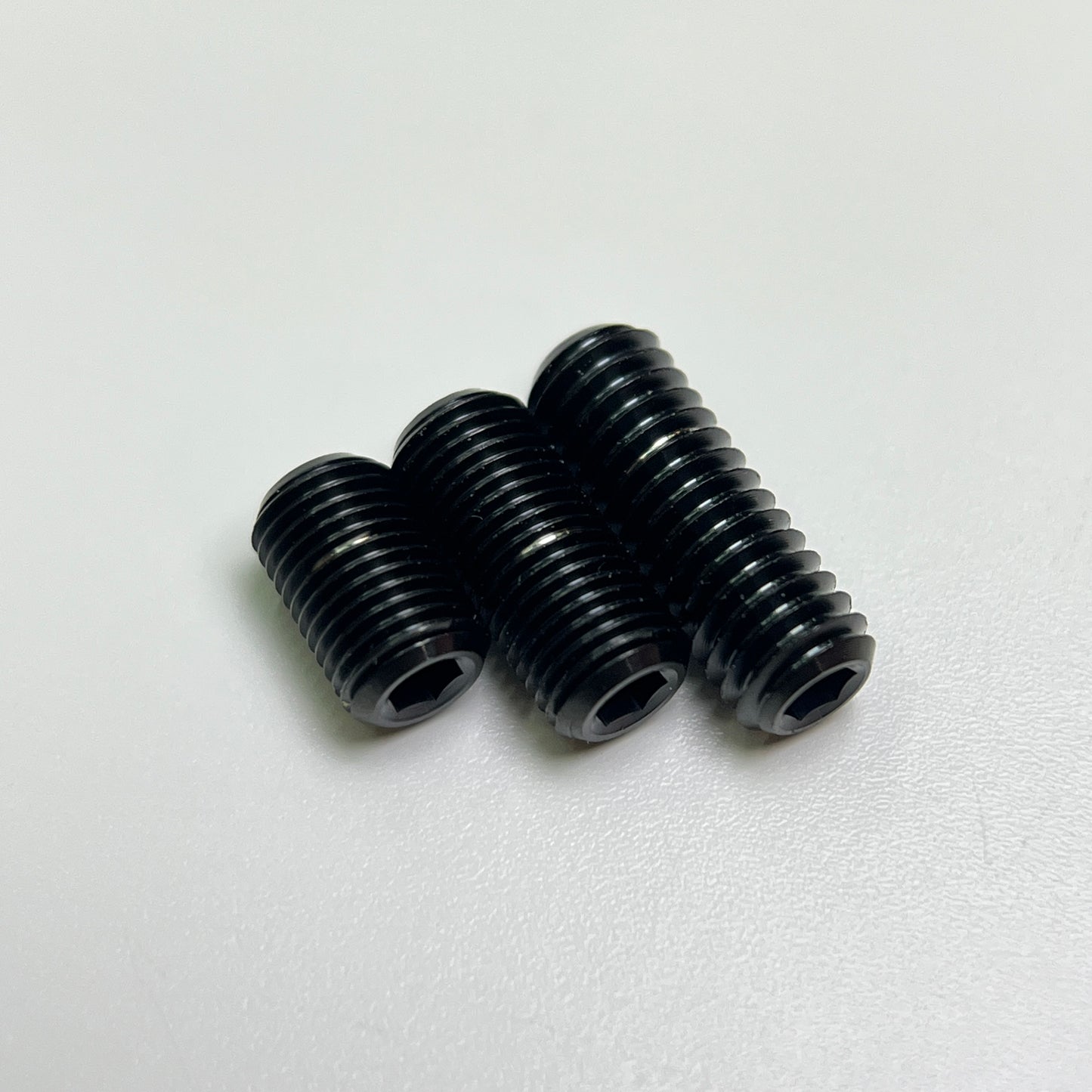 SRAM FDフロントディレイラー調整用チタンネジ | レッド E1 フォース ライバル AXS Etap11.7618.004.000 | ハイロー調整 | グレード5チタンボルトセットネジ