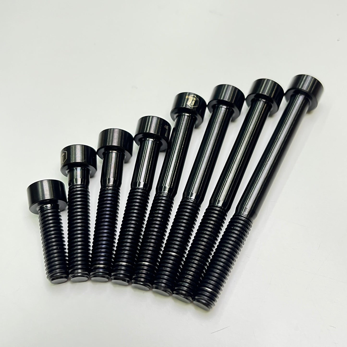 Bu lông nắp chụp thân xe bằng titan M6 | M6x20 25 30 35 40 45 50 60 65mm