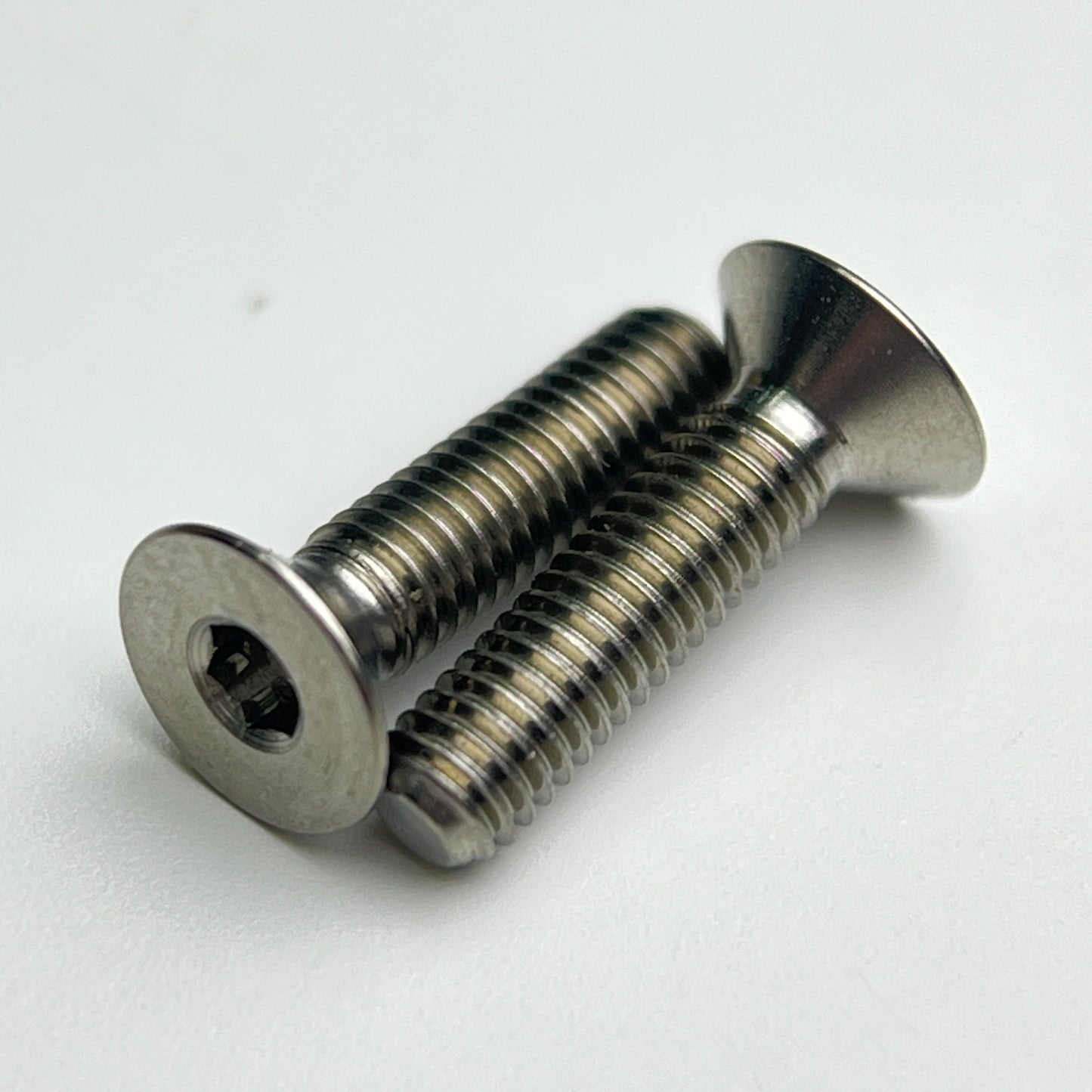 Specialized Venge Titanschraube für Di2-Sattelstützenabdeckung