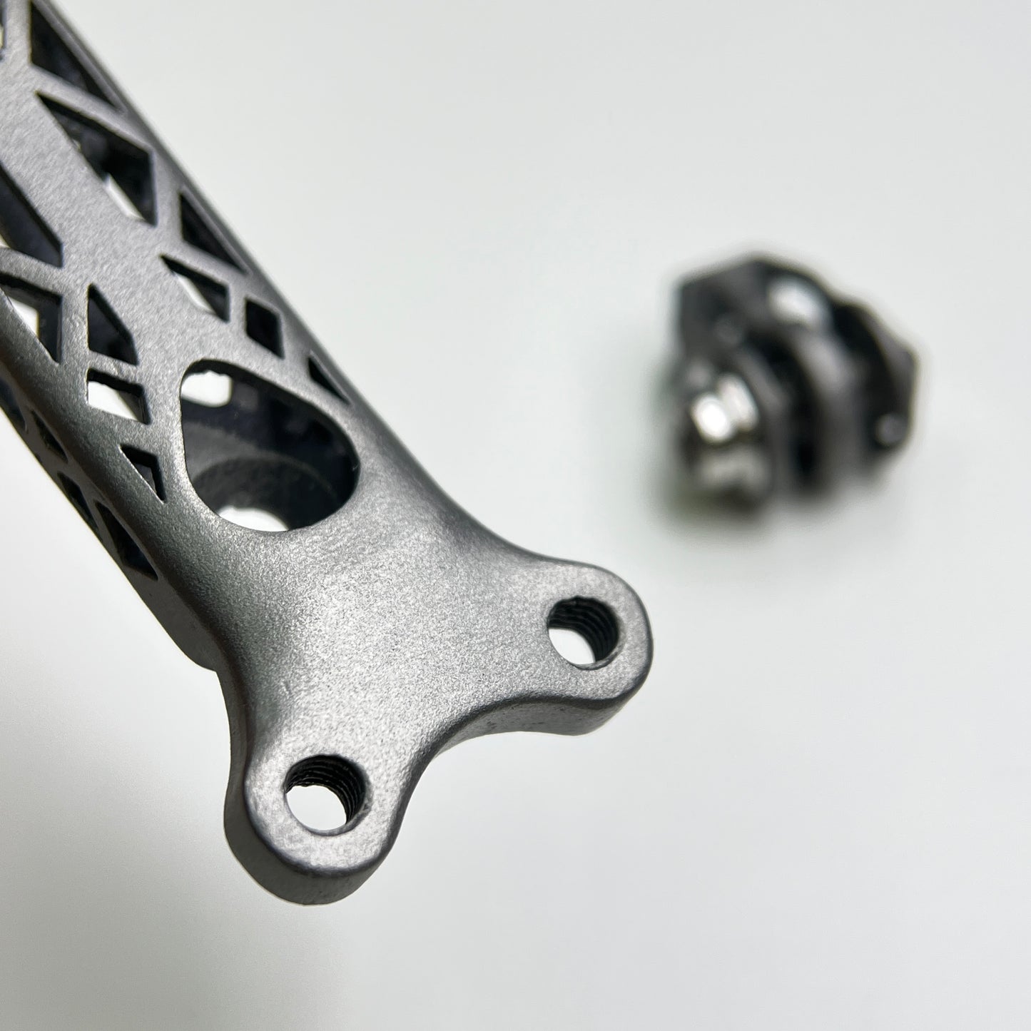 Basso Levita/Fuga Integrierte Lenkerhalterung aus 3D-Druck-Titan | Basso Diamante/Astra | Garmin Wahoo Bryton