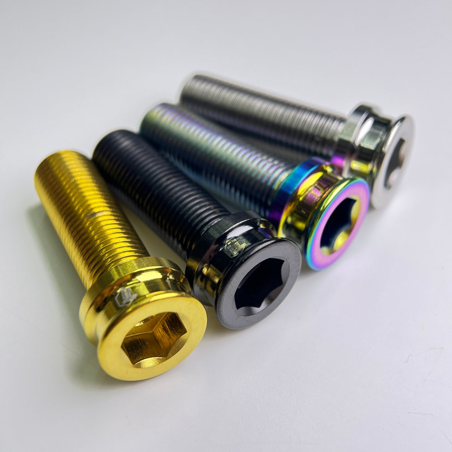 Titanijska BMX ženska osovina vijak i podloška protiv otpuštanja | Biciklistički razmak KHE M10 inbus vijak Flybikes Magneto | Razred 5