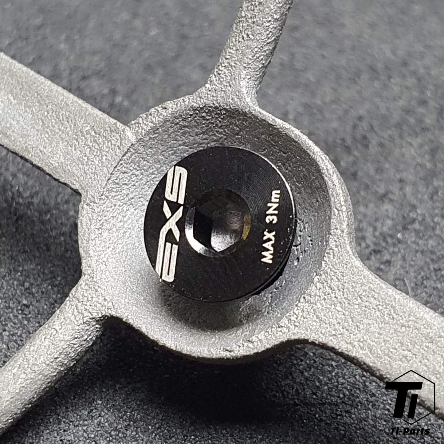 3Dプリント チタン 超軽量 ボトルケージ 12.2グラム | Moots カン ニコラス クライミングマシン 必須 EXS サイクリング ロードバイク グラベル MTB