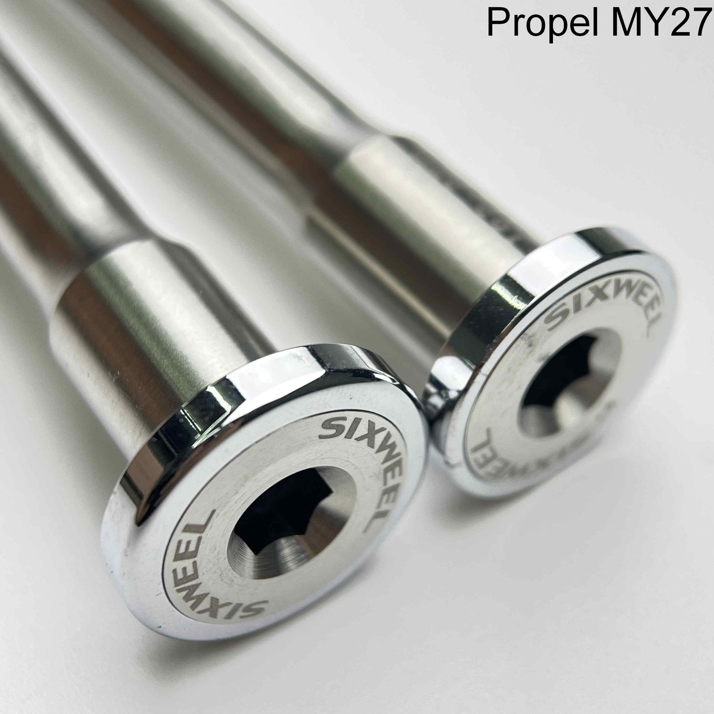 แกนล้อ Sixweel 27.4g Giant Titanium Thru Axle | Giant TCR/Propel/Defy/Trinity