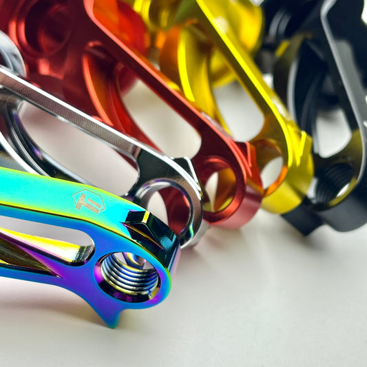 TiParts LITE Direct Mount UDH (gancio deragliatore universale) | Shimano e SRAM | Trek Madone Gen8, Colnago V5Rs Y1RS, Aethos 2, Cervelo S5 2026