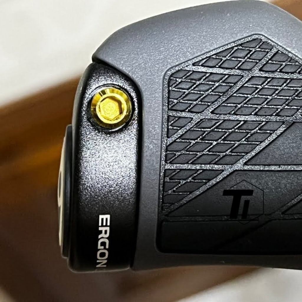 Titanium bout voor Ergon Grip GP1/ GP2/ GP3/ GS2/ GS3 GX2/ GFK, GA1 GP5/ GP4/ GS3 GX3 GX1 / GS1 / GA1 & GE1 GR2 Mag
