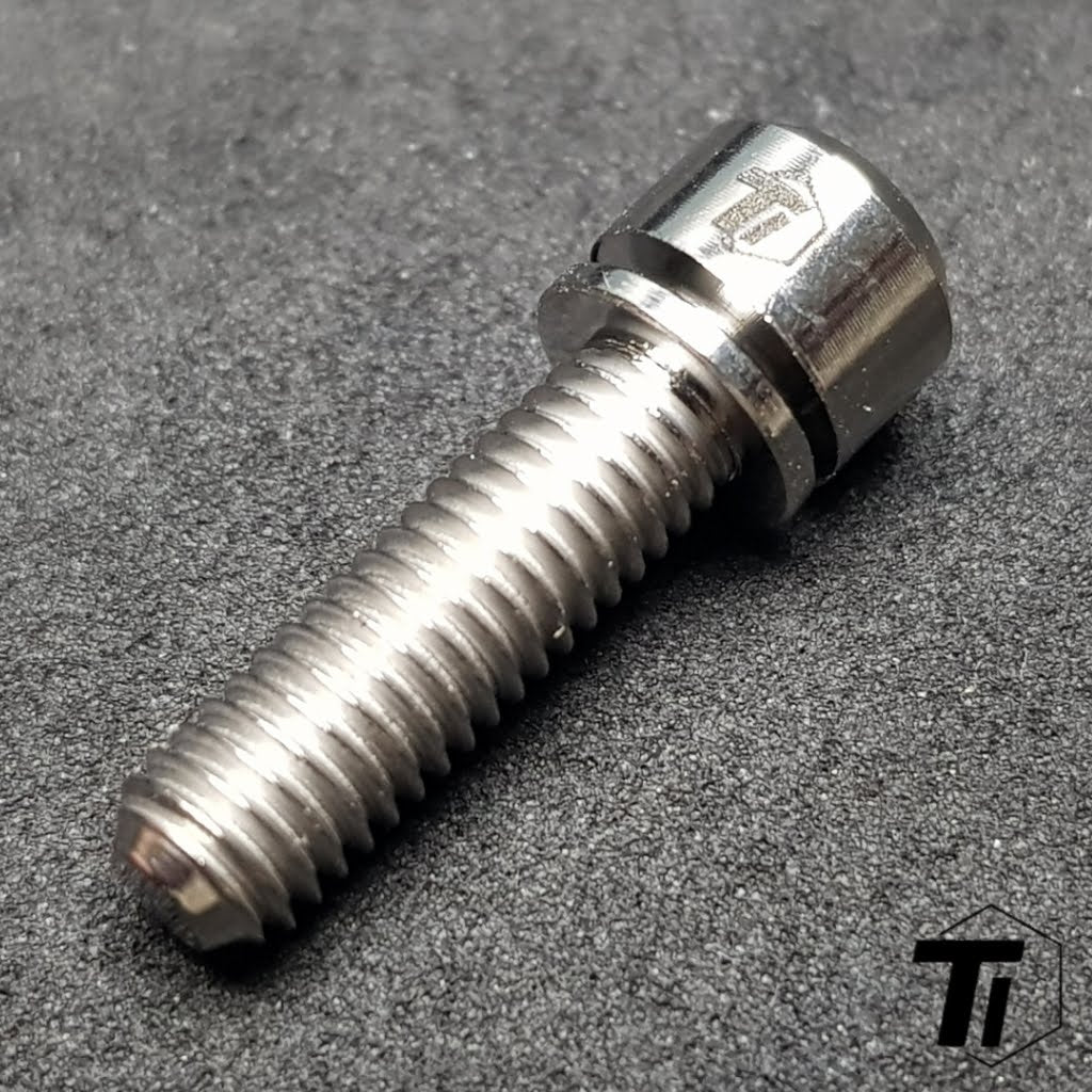 مشبك/مسمار طوق عمود المقعد من Specialized Aethos Titanium