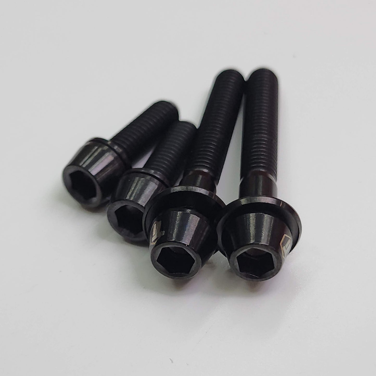 Tavelo Arow Titanium Upgrade Kit