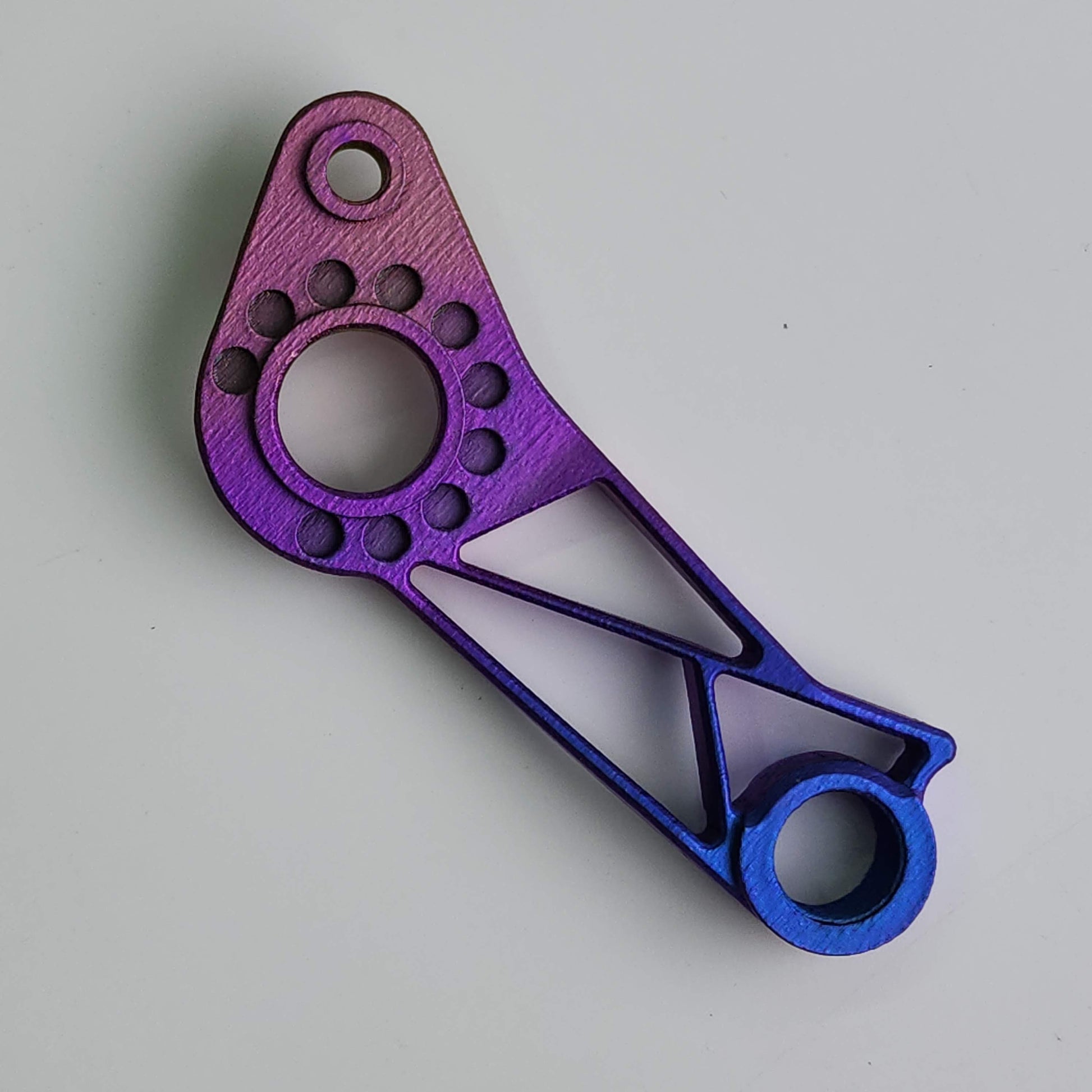 3D-printed titanium direct-mount rear derailleur hanger for Specialized and Shimano