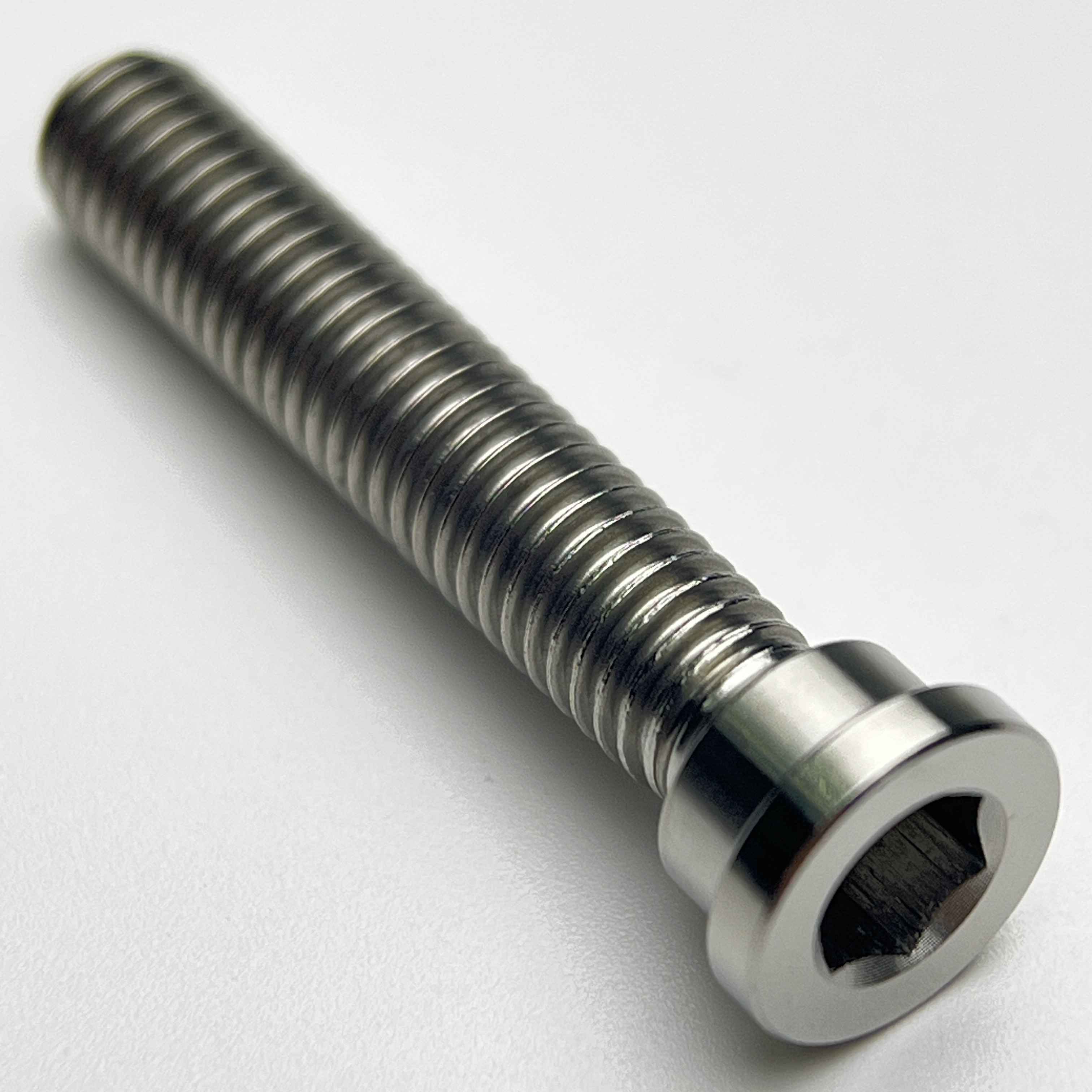 Trek Madone用チタンサドルクランプボルト | Ti-Parts – Ti-Parts Titanium