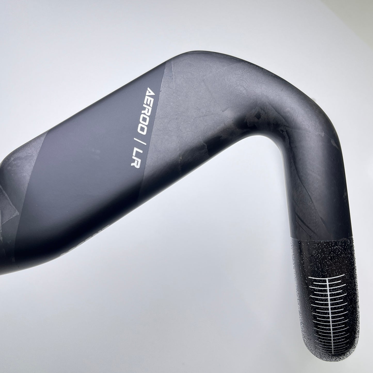 مقود ASCENT AEROO Aero | 30 سم بجزء علوي ضيق، مصمم للنساء والشباب وراكبي الدراجات ذوي الأكتاف الضيقة