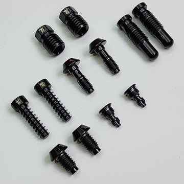 Spina Porta Sanguinamento In Titanio Nero Per Magura MT8 MT7 MT6 MT5 - On Edge Brakes