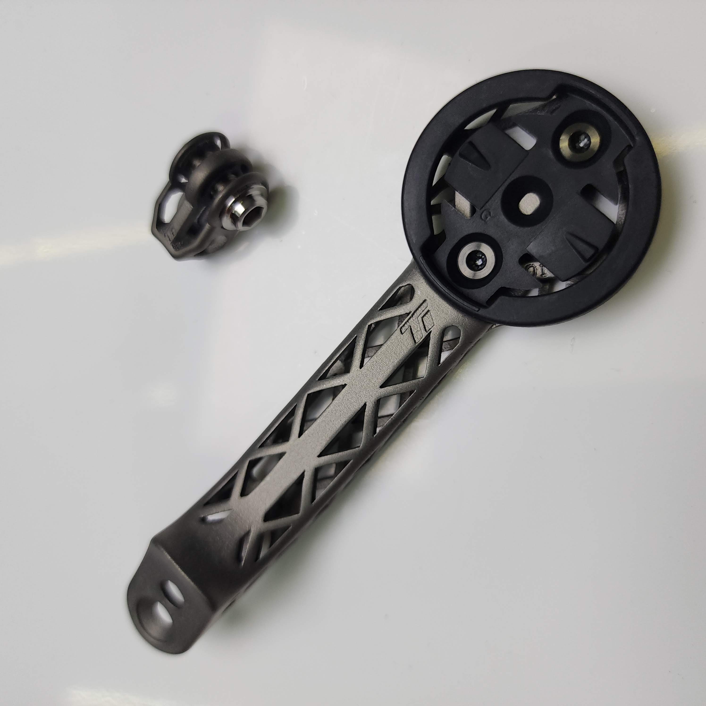COLNAGO CC01用 マルチツール トップキャップアンカー Colnago CC01 3D Printed Titanium Computer Mount | Garmin Wahoo