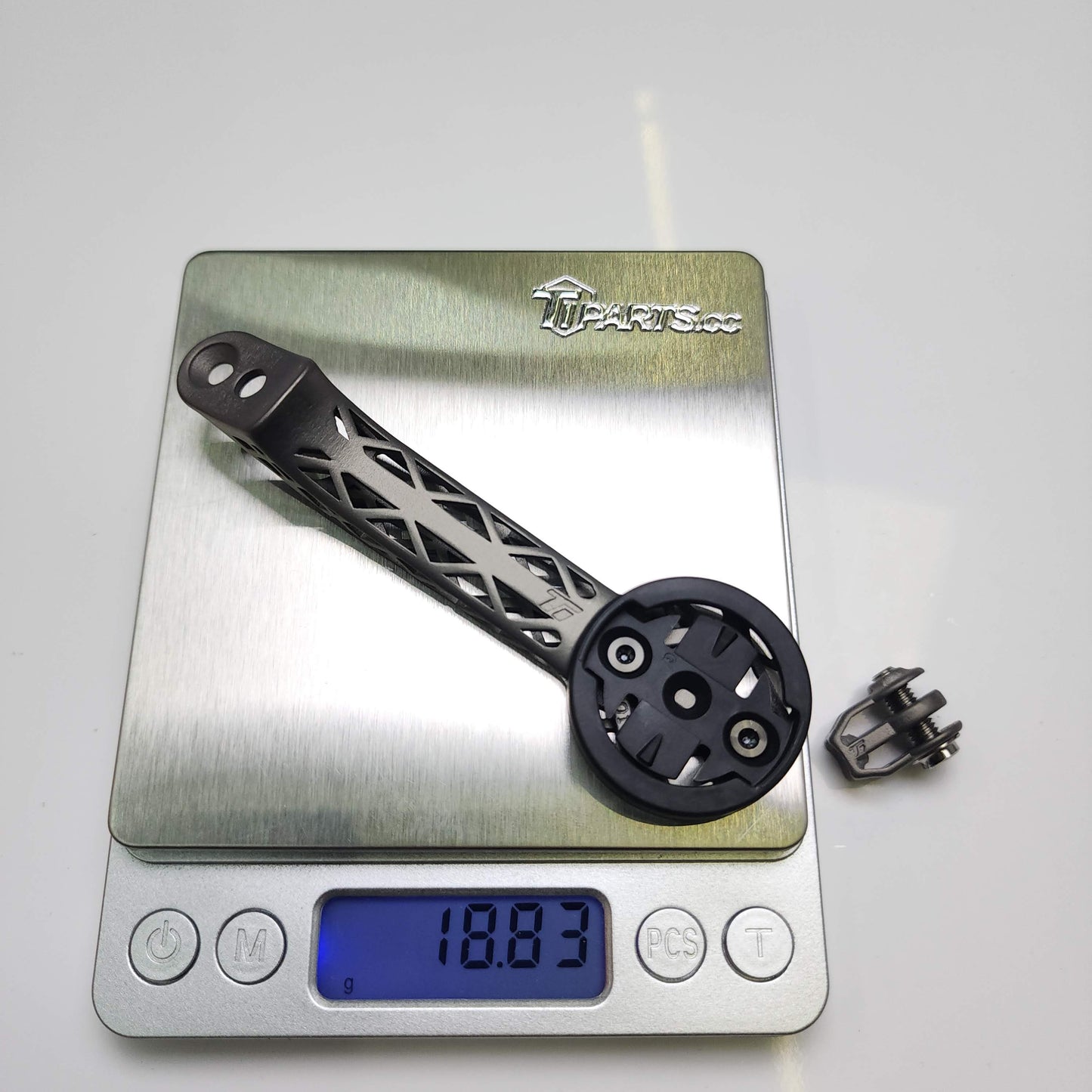 Soporte para ciclocomputador Colnago CC01 impreso en 3D de titanio | Garmin Wahoo Bryton | Serie Team