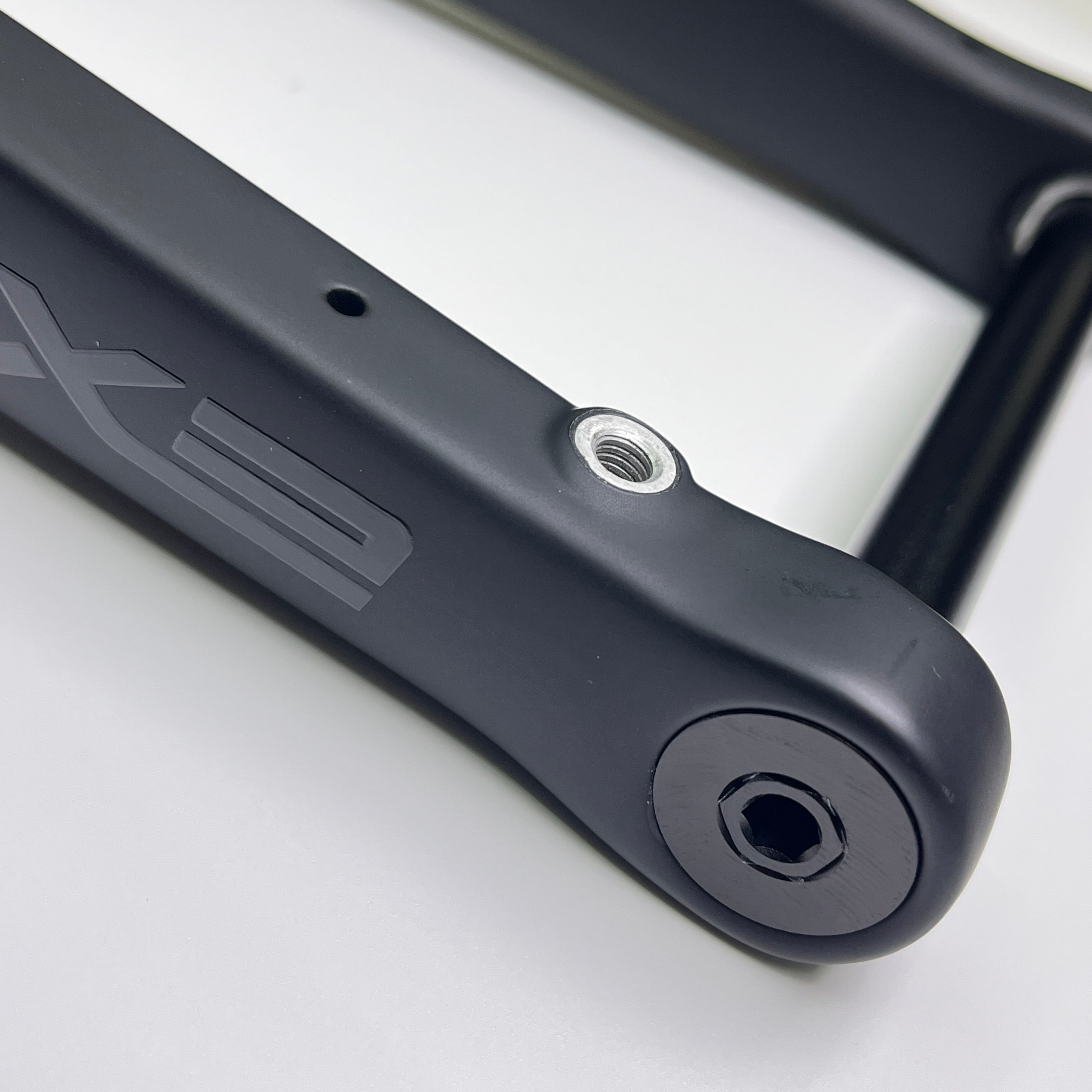 EXS FK-00 内装フォーク | SL6/Allez/Aethos 1st Gen | Ti-Parts – Ti