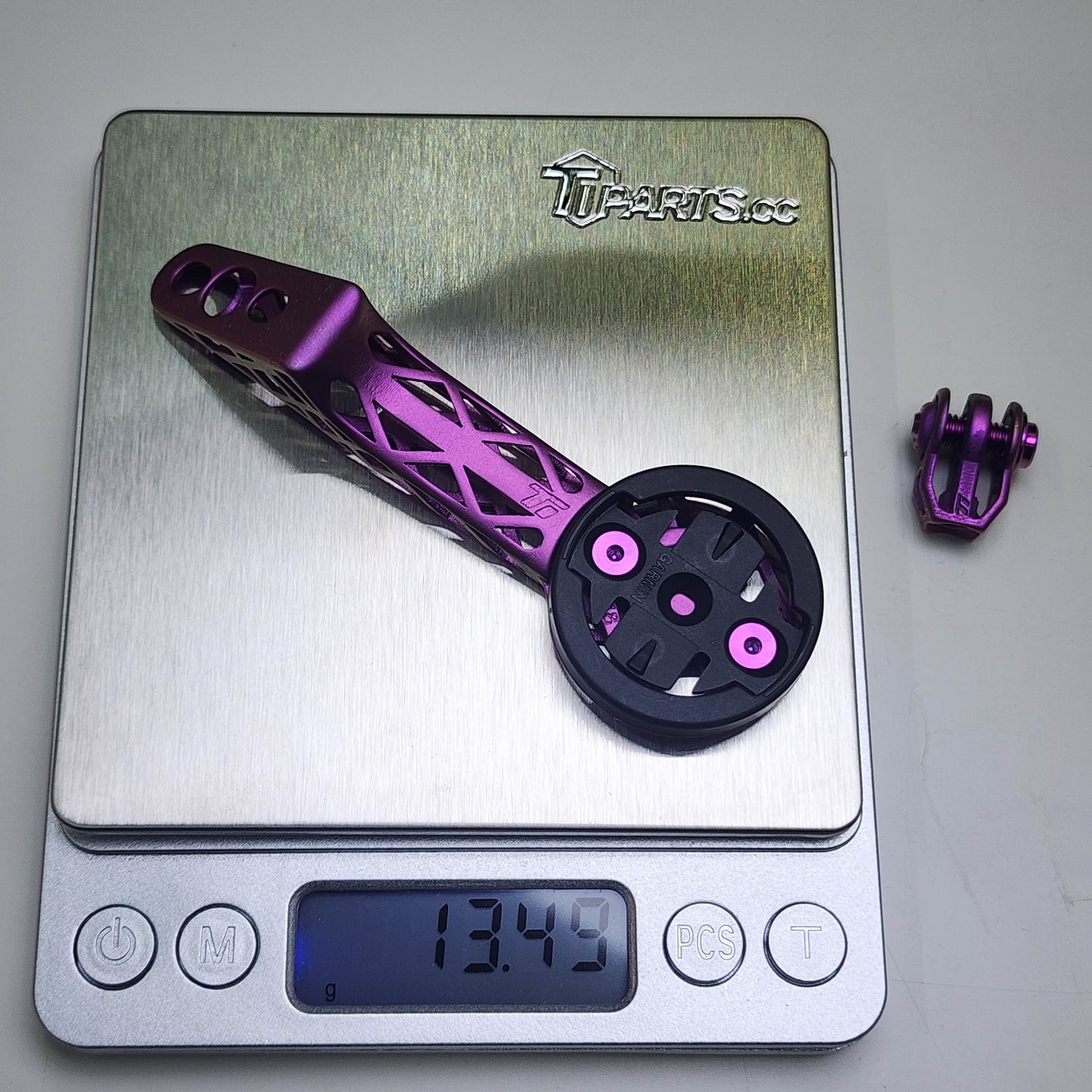 Držák na počítač Black Inc (Factor) z 3D tisku z titanu | Garmin Wahoo Bryton | Team Series