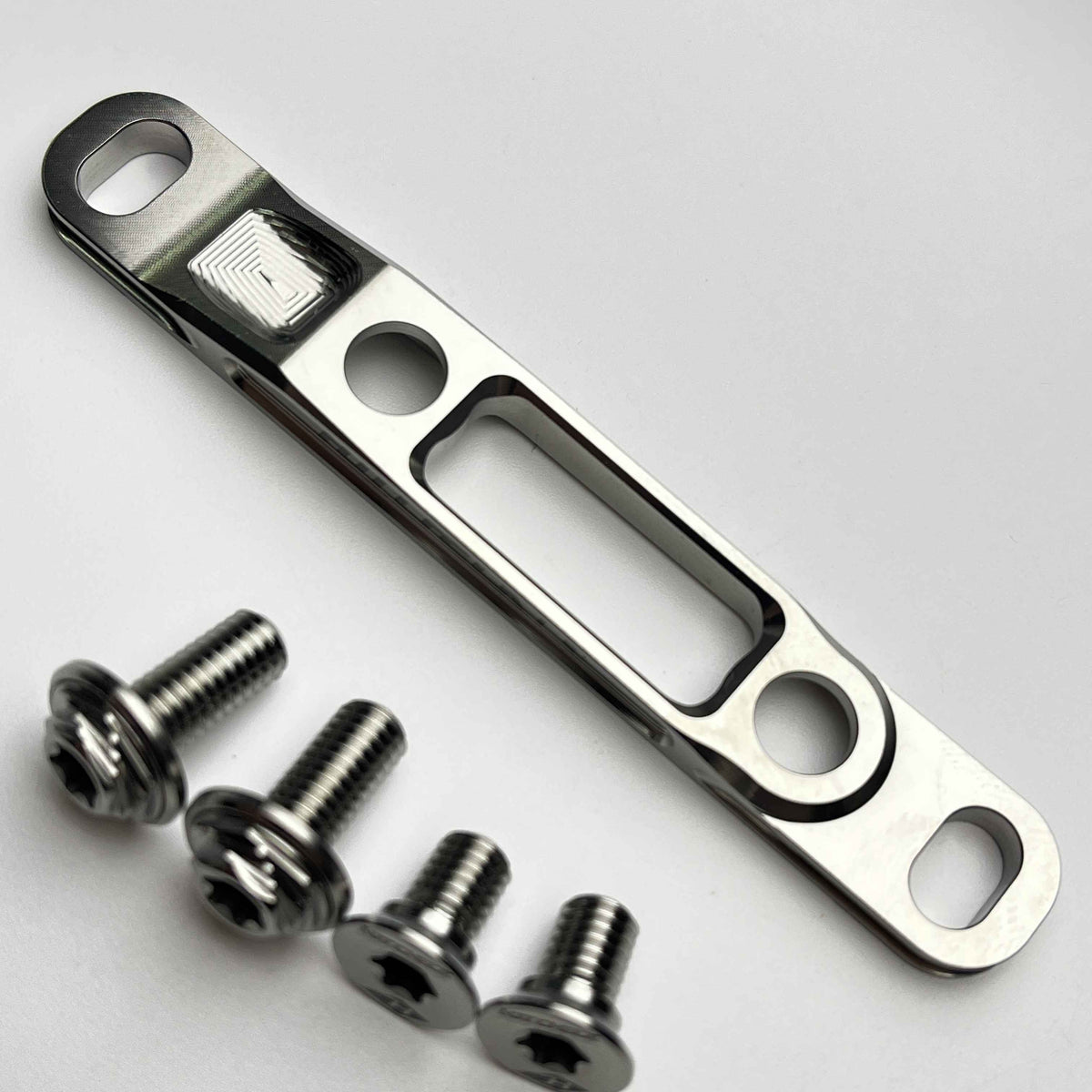 HotCheck x TiParts Titanium adapter čeljusti prednje kočnice | 60/70mm