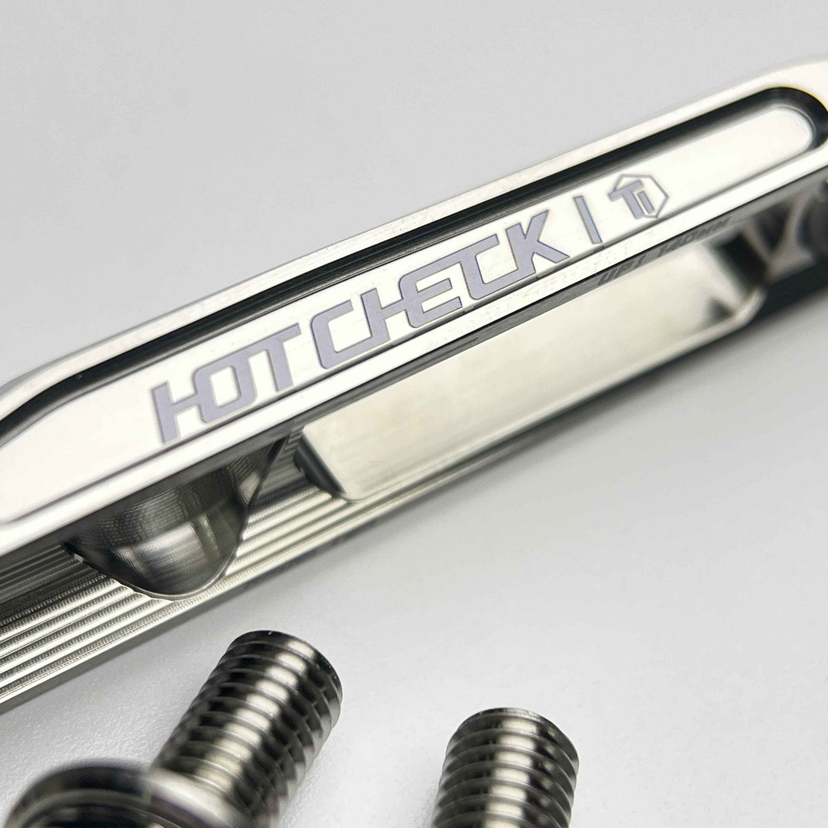 HotCheck x TiParts Titanium adapter čeljusti prednje kočnice | 60/70mm