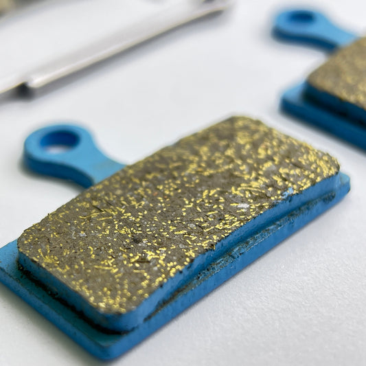 Keramicko-kevlarové polokovové brzdové destičky pro horská kola Shimano | M9000 M9020 M8100 M8000 M7100 M7000