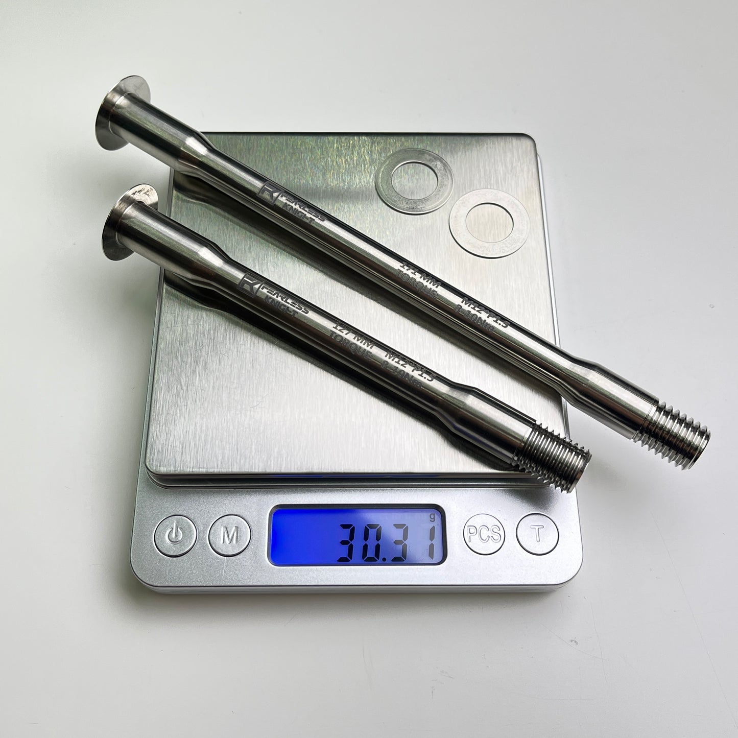 Perno passante in titanio Fearless Knight 30,3 g | Cervelo S5 Soloist R5 Caledonia 2020-2025