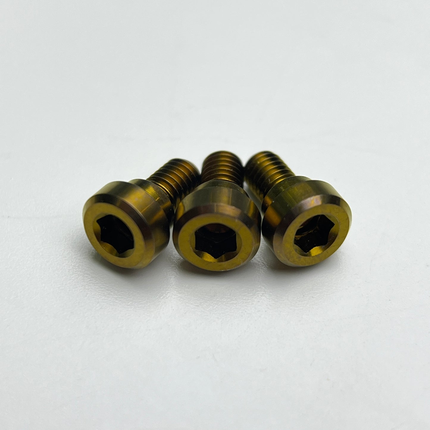 مسمار غطاء القابض من التيتانيوم - M9120 M8120 M8100 M8000 M7100 M420 MT200 M820 M640 Deore XT SLX XTR Saint Zee Giant Trek