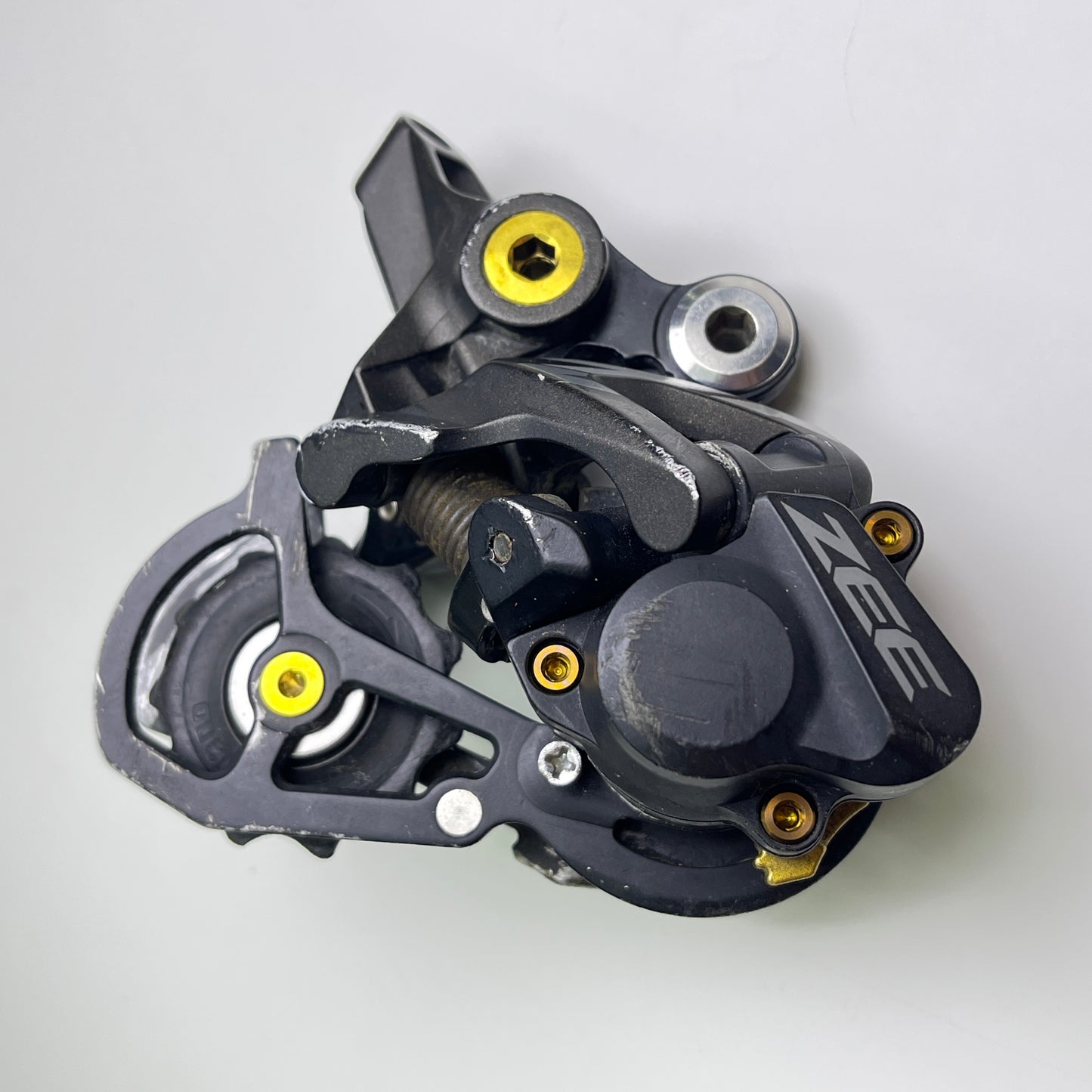 Śruba do kółka przerzutki Shimano/SRAM | Tytan | 14,2/ 15,4 mm