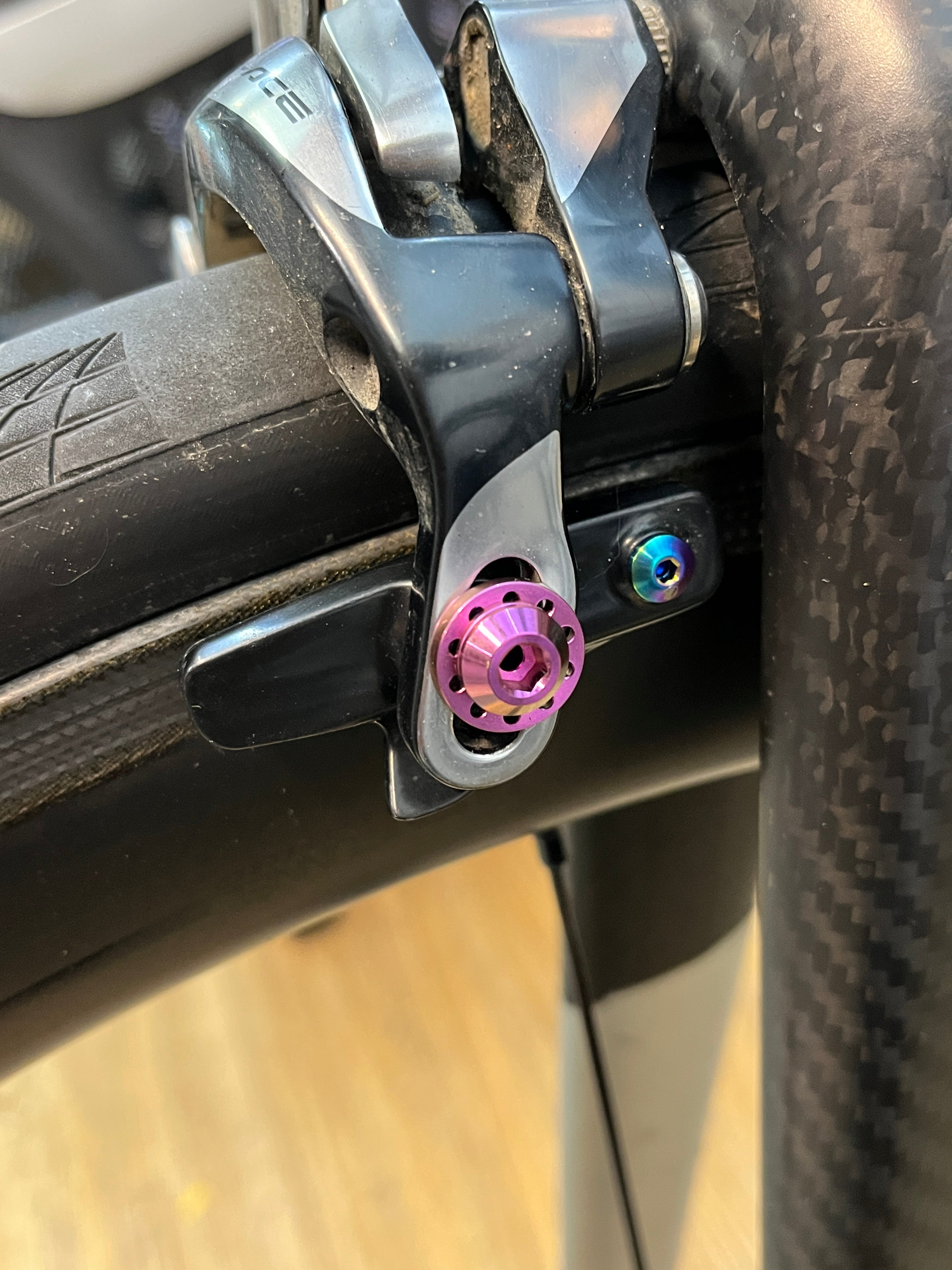 SHIMANO ブレーキセット Amazon | 軽量 シマノ（SHIMANO） 高性能 油圧ディスクブレーキ