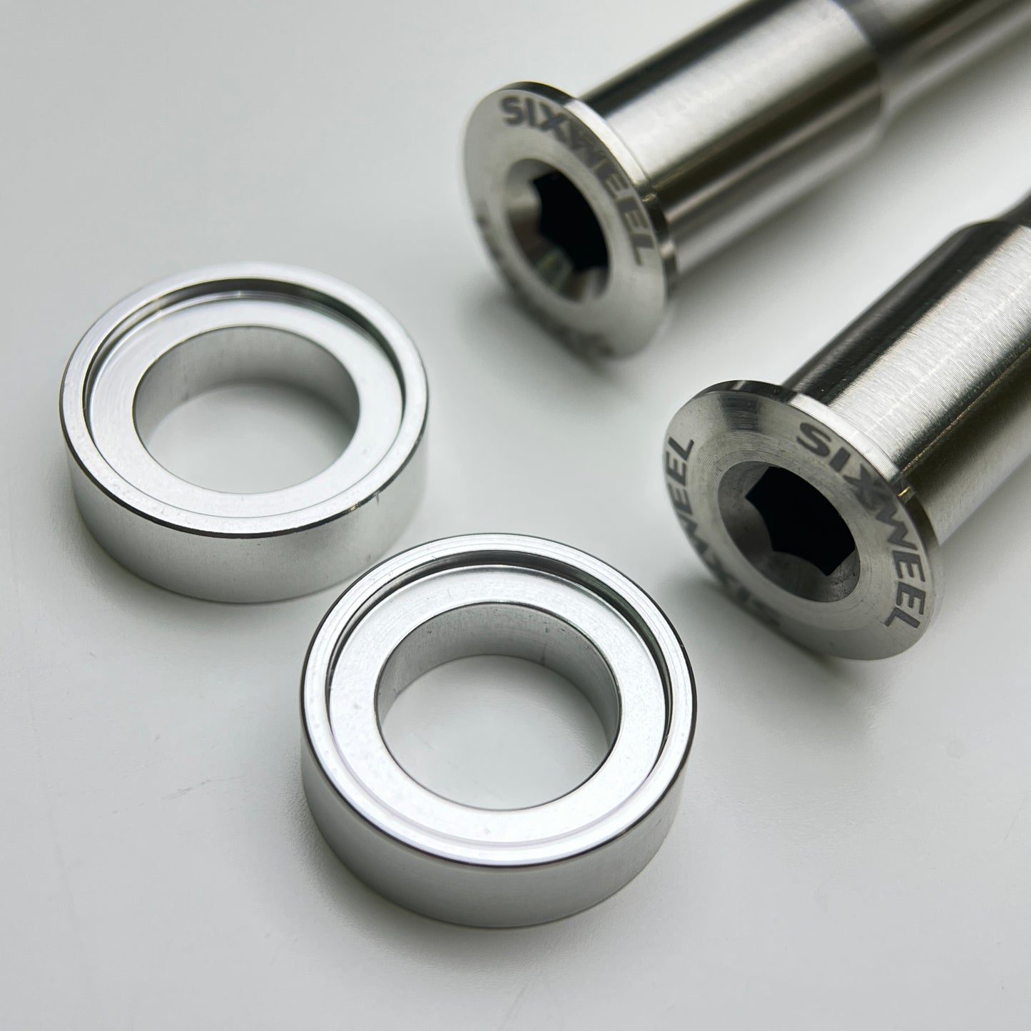 Sixweel 32.67g Titanium Thru Axle | BMC Teammachine/Timemachine/Roadmachine SLR