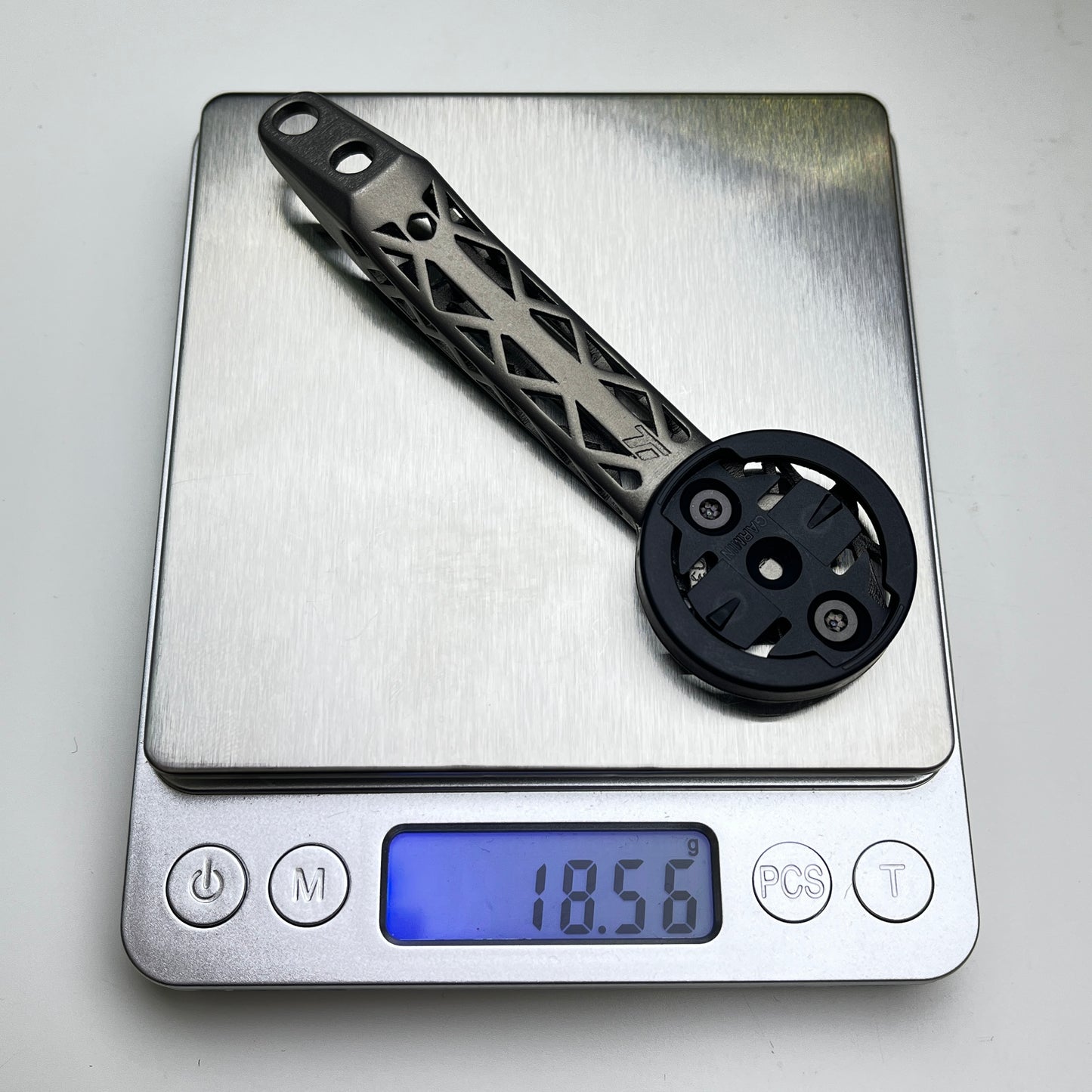 Držák pro 3D počítač Tavelo AVRO GEN-1 Titanium | Garmin Wahoo Bryton