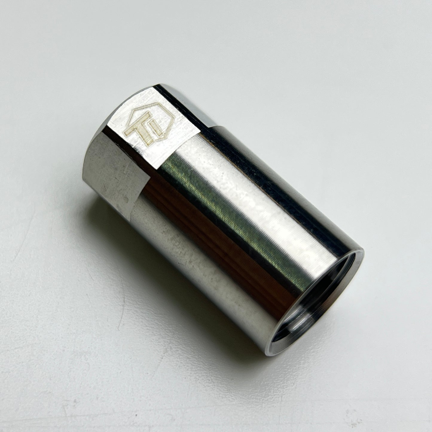 Vylepšení titanového šroubu pro Hope RX4+ | Šroub pro ploché uchycení RX4, třída 5