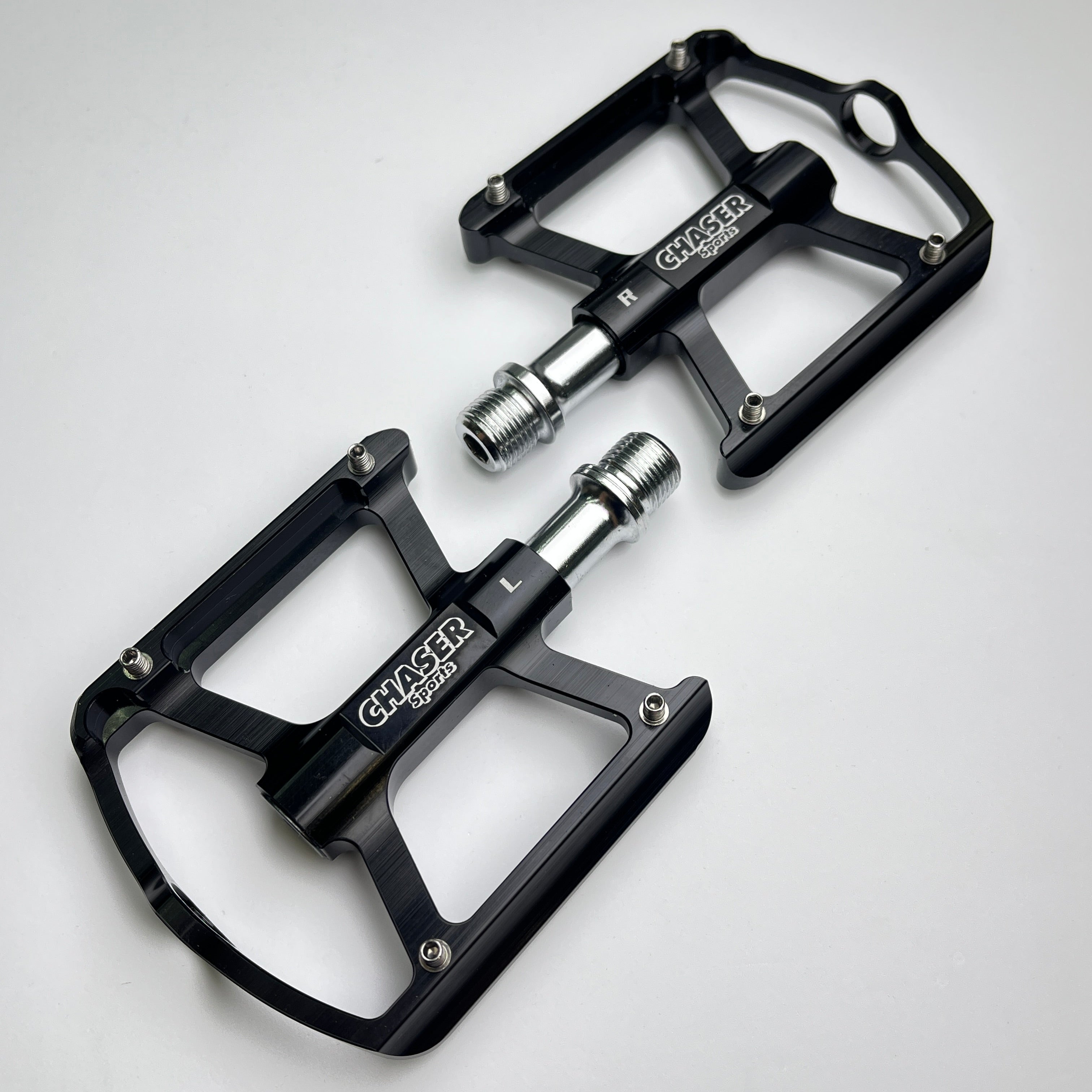 ユニバーサルアルミCNCフラットペダル | クイックリリースBrompton