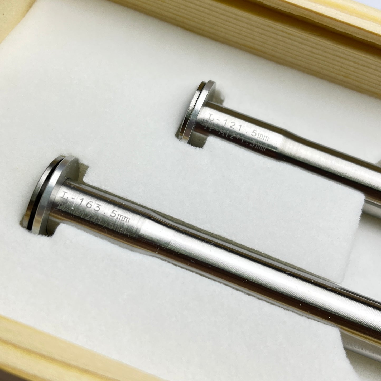 Eixo passante de titânio Ti-Master 24,44g | Pinarello Dogma F MY25 MY24