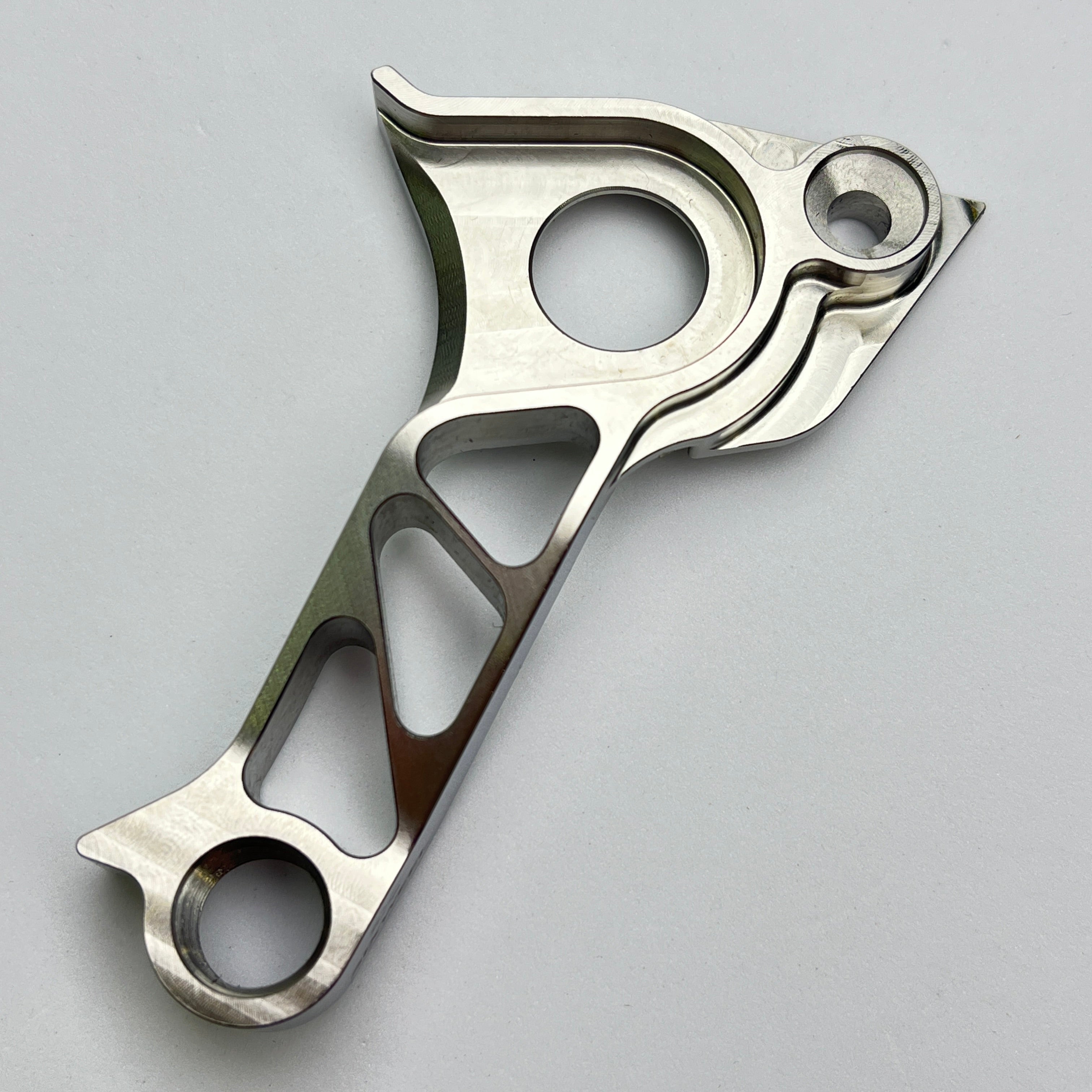 ティーマスターとシックスウィール – Ti-Parts Titanium