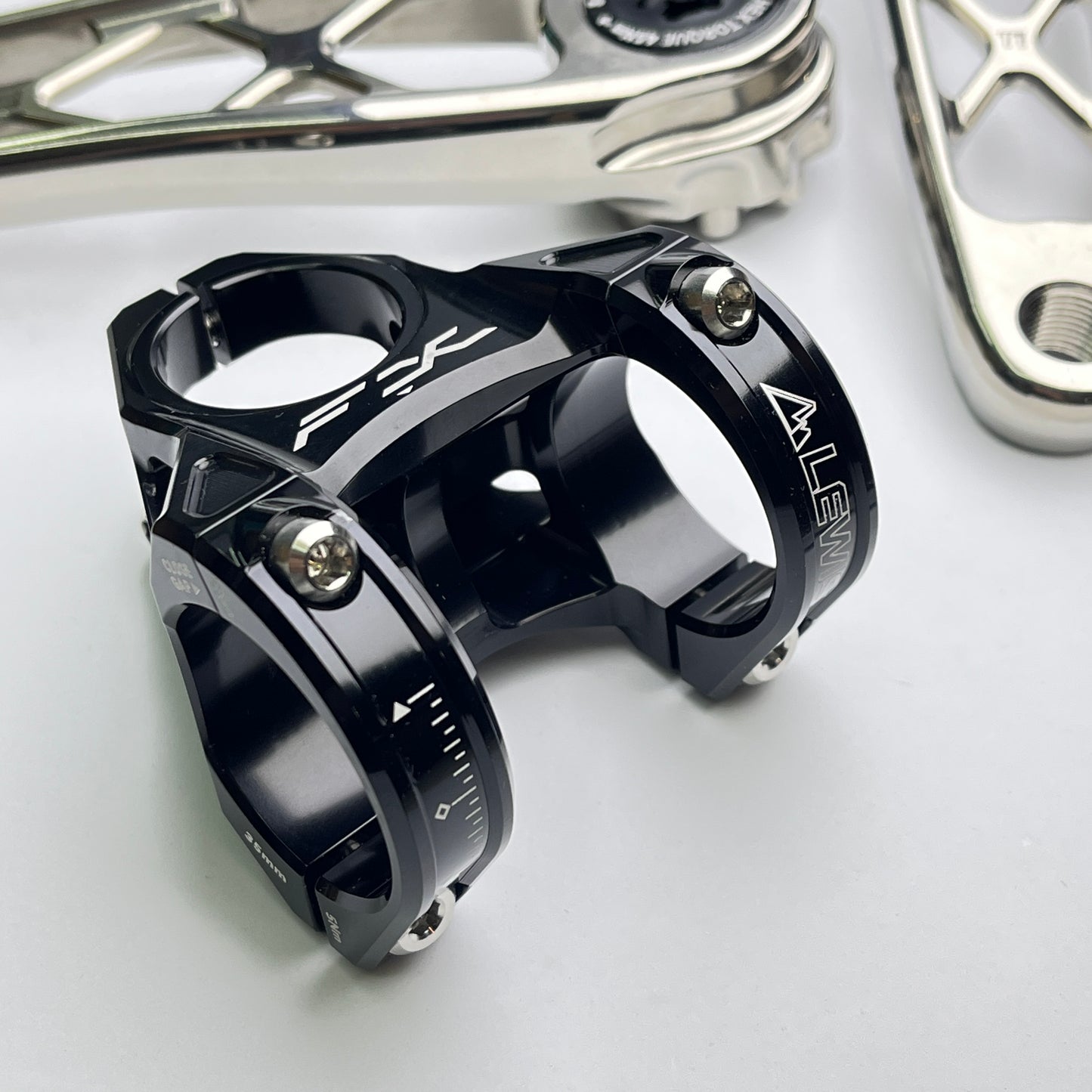 Алюминиевый вынос руля Lewis FX CNC для горного велосипеда | Диаметр 35 мм, вылет 40 мм, 7075 Enduro Trail