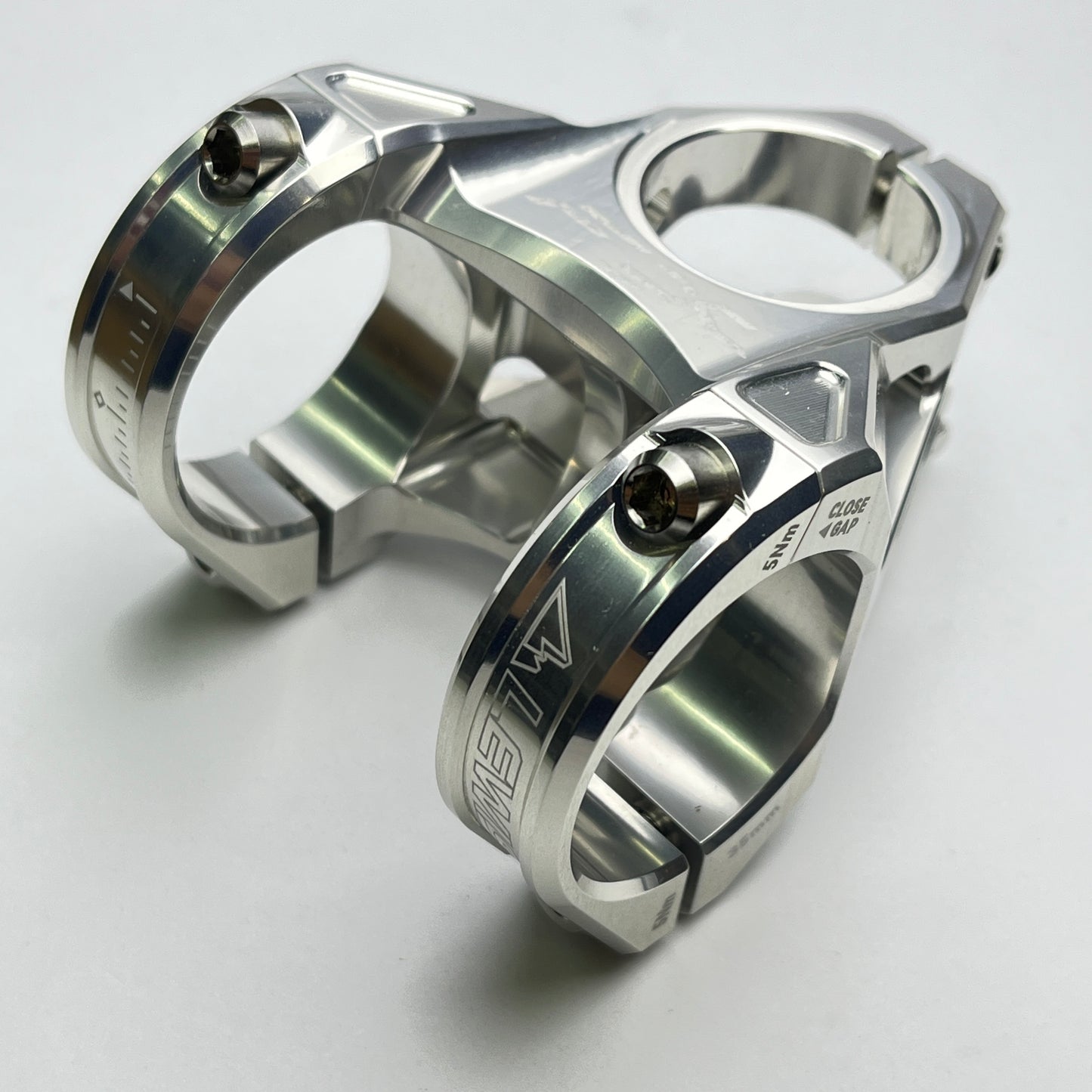 Алюминиевый вынос руля Lewis FX CNC для горного велосипеда | Диаметр 35 мм, вылет 40 мм, 7075 Enduro Trail