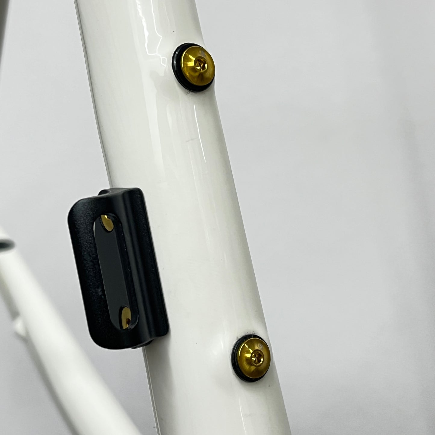 Flat Head Titanium Bolts For Bottle Cage Mounts