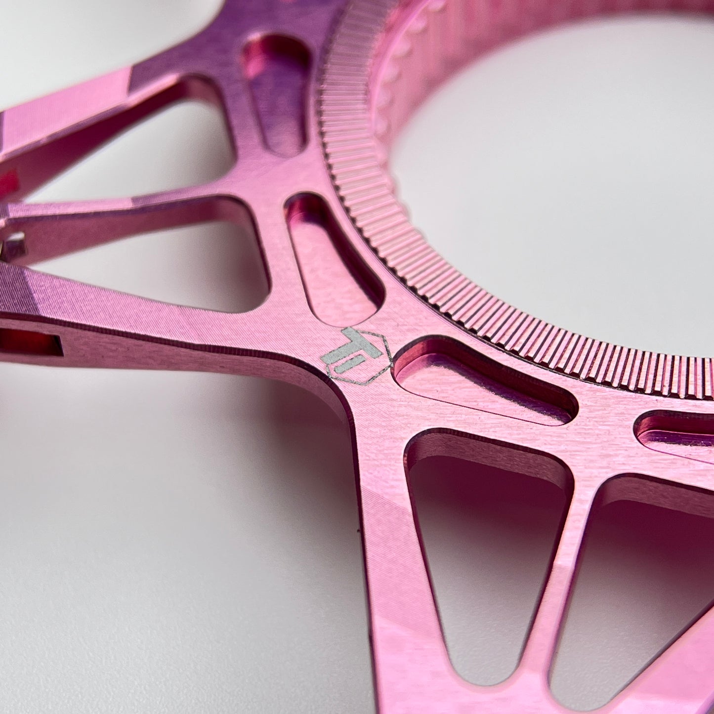 قرص فرامل مركزي خفيف الوزن للغاية بوزن 72 جرامًا | مقاس 140 و160 مم