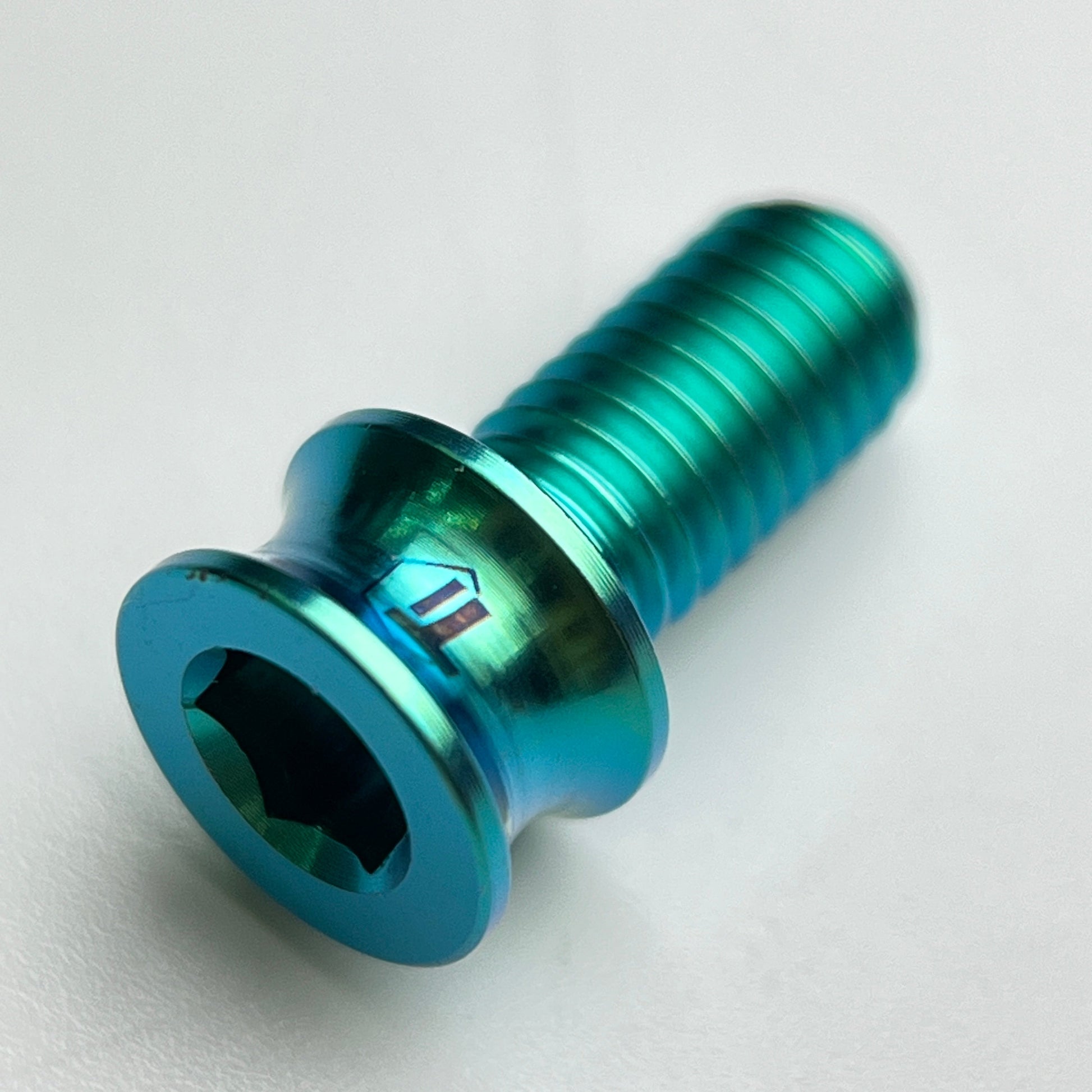 Green titanium bolt for Specialized rear derailleur hangers